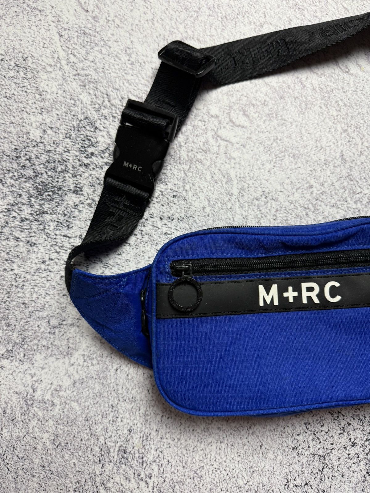 M+Rc Noir M+RC Noir Belt Bag Messenger Street Fashion Rap Y2k Style Size ONE SIZE - 2 Thumbnail