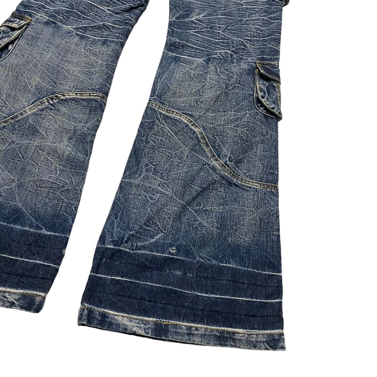 Japanese Brand Japanese Brand TOPISM Cargo Denim Flare Pants Bleach Size US 34 / EU 50 - 14 Thumbnail