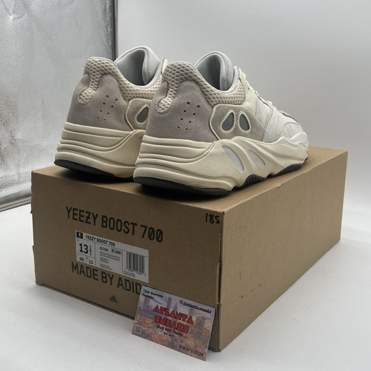 Adidas Yeezy boost 700 analog Size US 13 / EU 46 - 5 Thumbnail