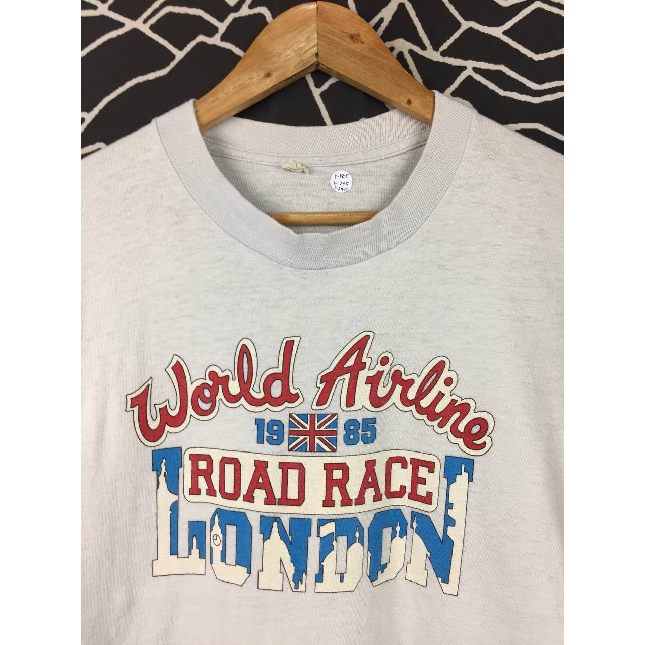 Vintage Vtg 1985 WARR World Airline Road Race London Longsleeve Tee Size US S / EU 44-46 / 1 - 3 Thumbnail