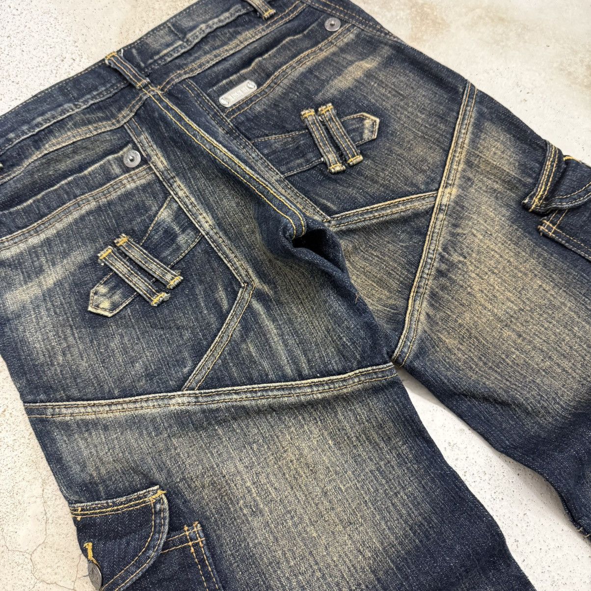 Japanese Brand Jeans De Art Utility Art Mudwash Heavy OZ Denim Pants Size US 30 / EU 46 - 17 Thumbnail