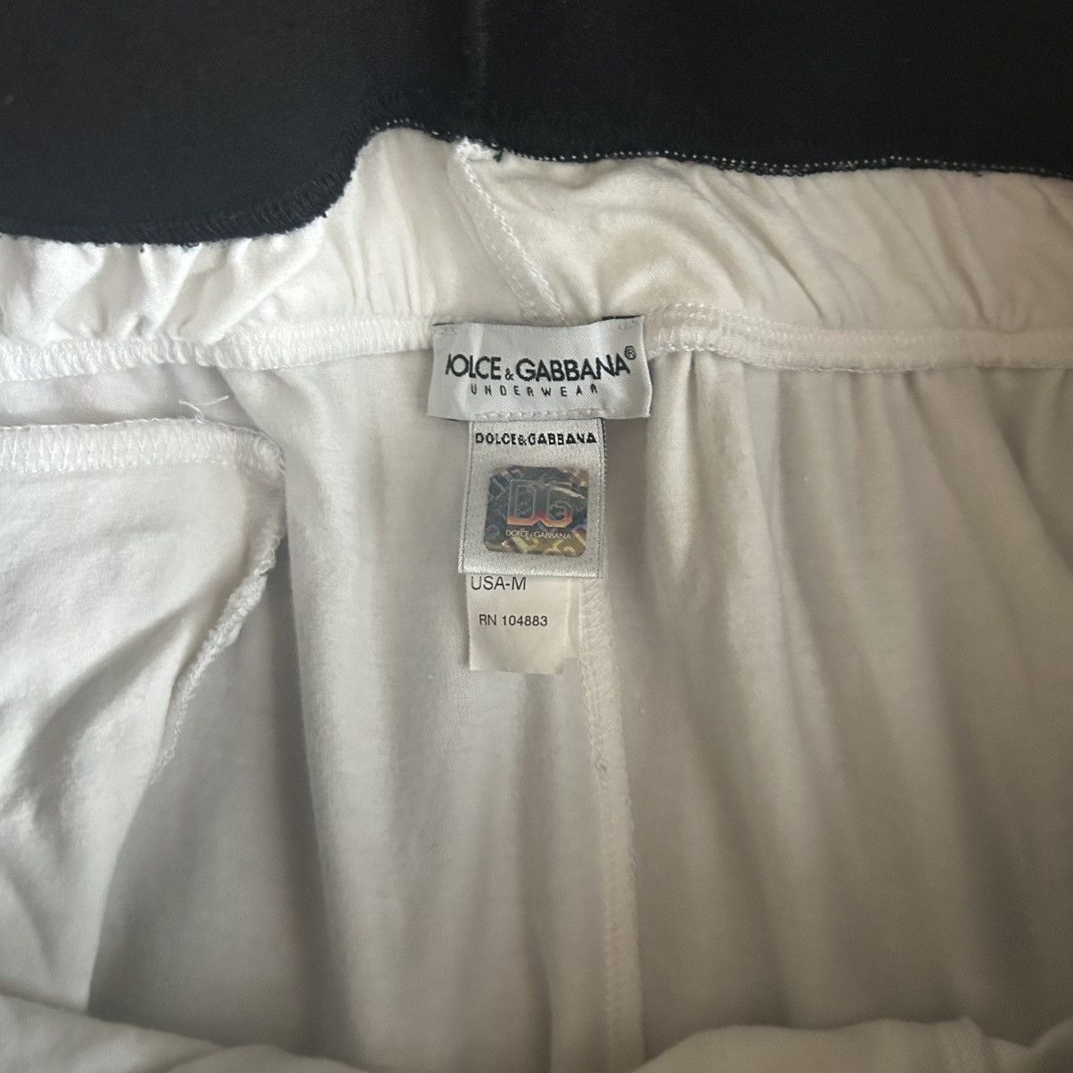 Dolce & Gabbana Dolce and Gabbana Big Logo Shorts Size US 26 / EU 42 - 8 Thumbnail