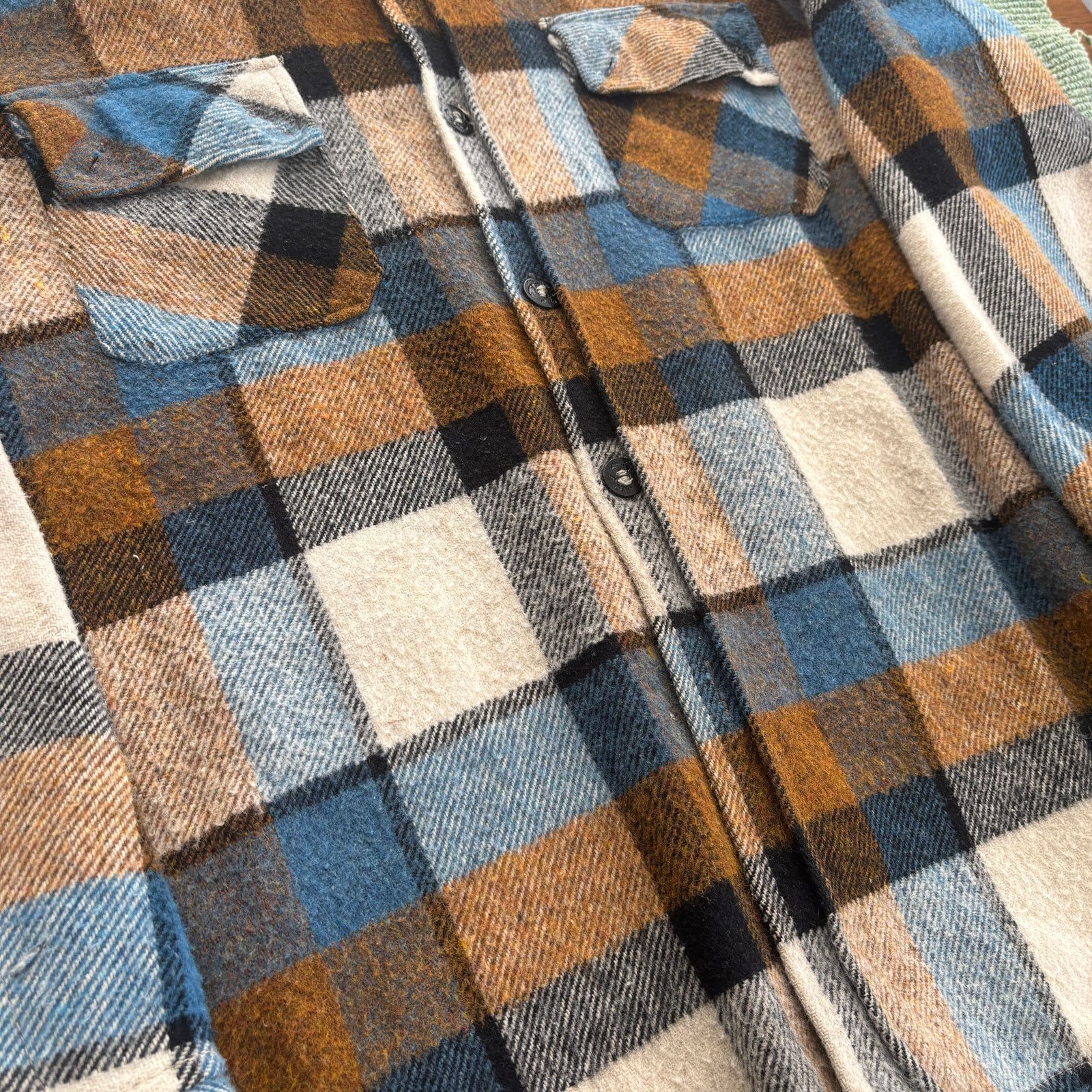 Moncler Grenoble × Vintage True vintage 1960s fuzzy plaid Grenoble brand flannel shirt Size US XL / EU 56 / 4 - 5 Thumbnail