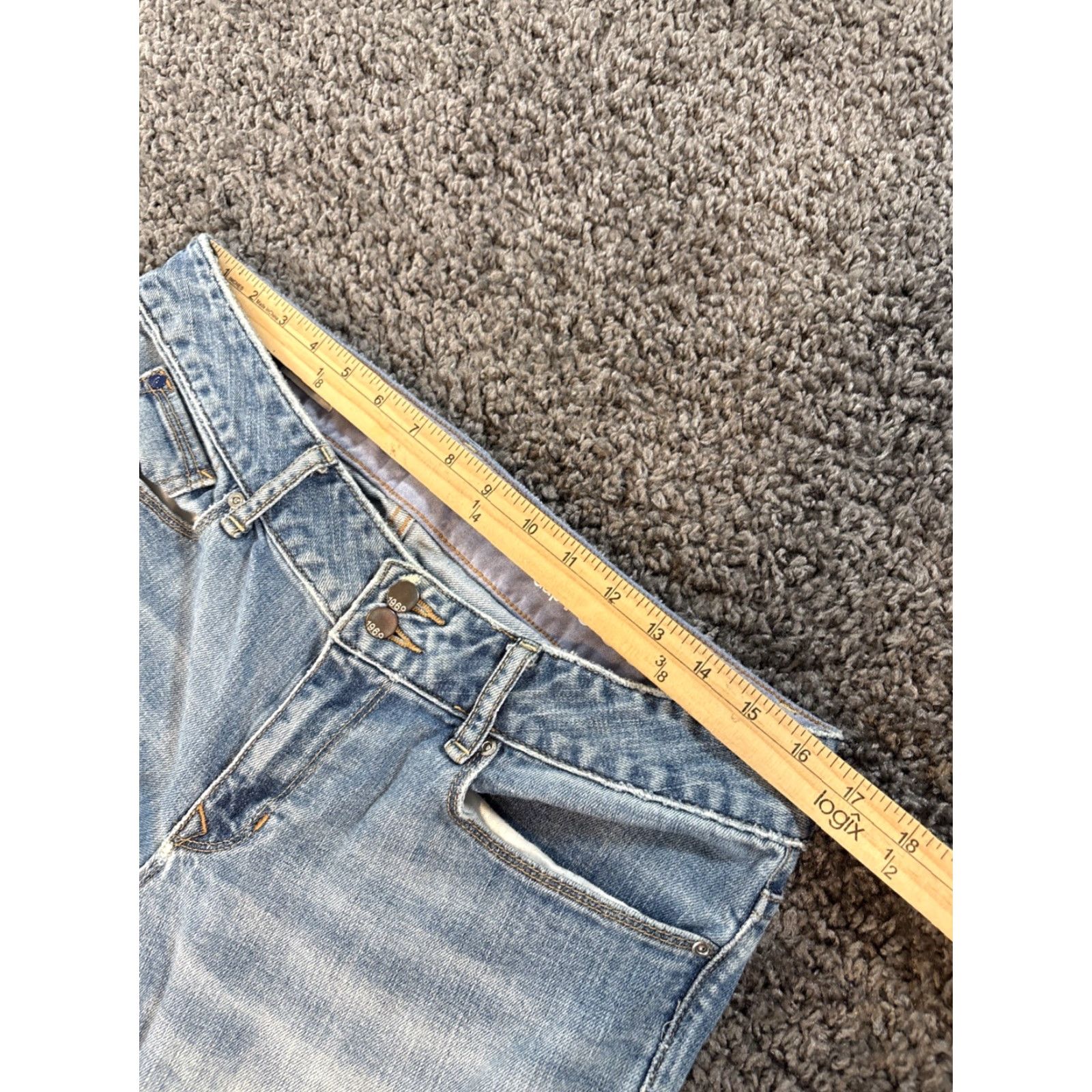 Gap VINTAGE Gap Bootcut Jeans Women Distressed Denim 32x28 Light Blue 12 Regular Inseam 28"} Size 34" / US 12 / IT 48 - 4 Thumbnail