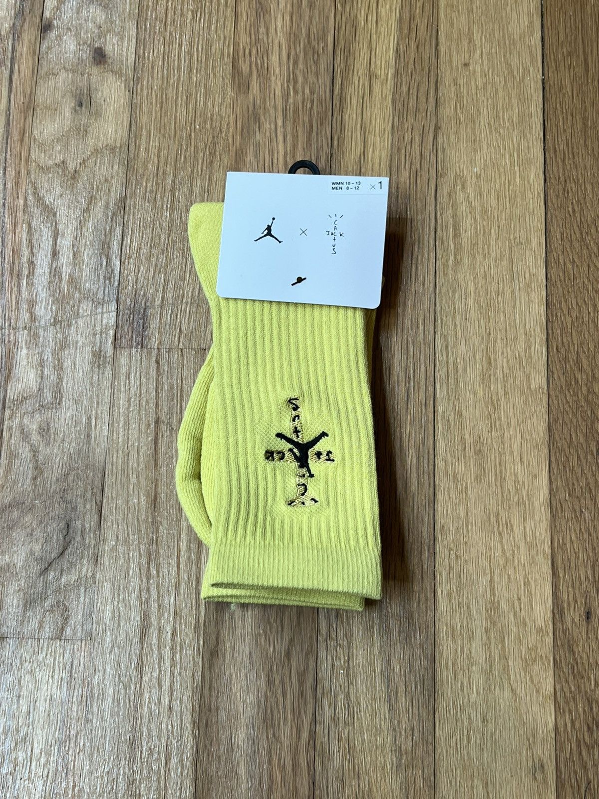 Jordan Brand × Travis Scott Nike Jordan Travis Scott Crew Socks Large FV4054-308 Size ONE SIZE - 3 Thumbnail