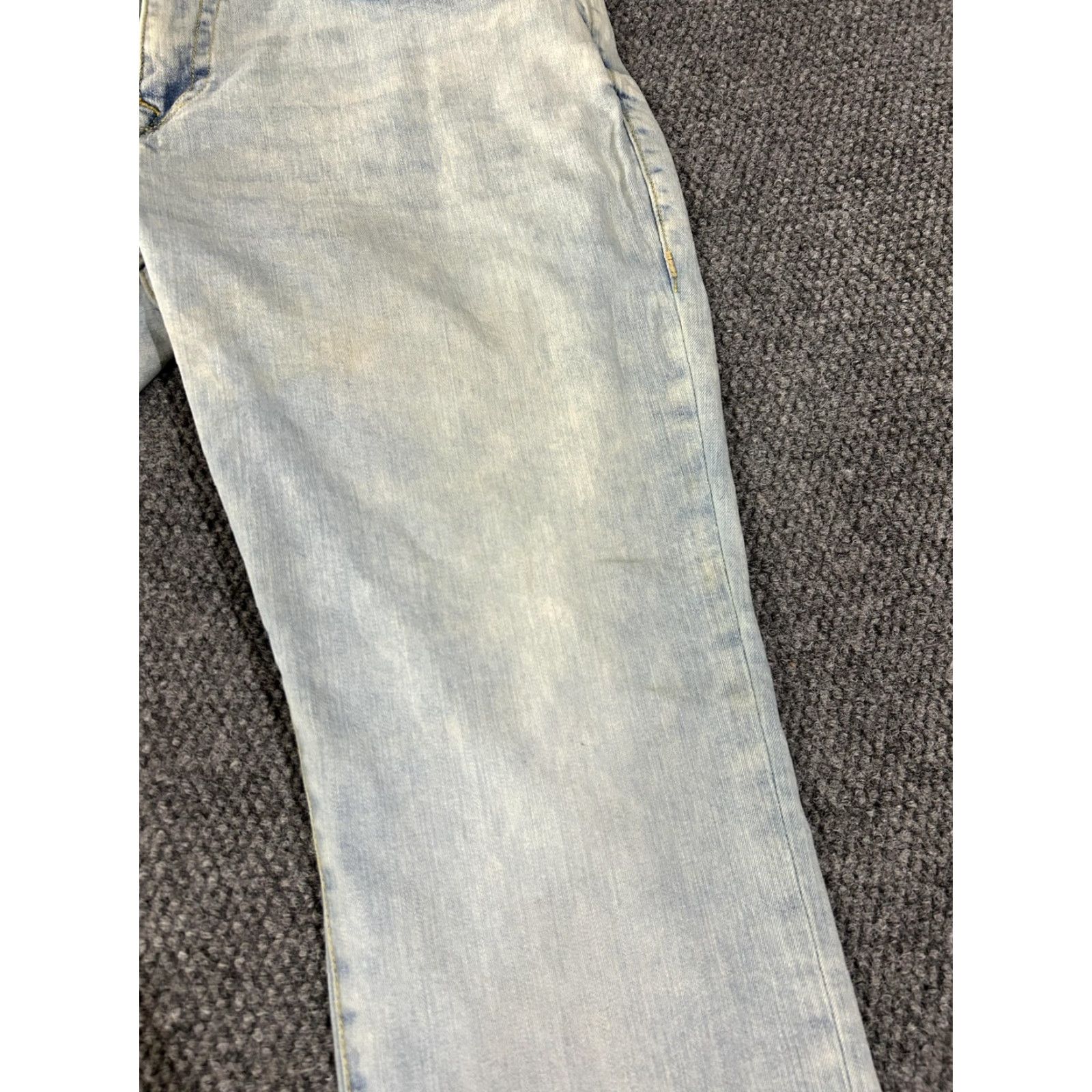 True Religion VINTAGE True Religion Geno Jeans Mens 37x33 Light Wash Blue Relaxed Slim Straight Denim Size US 36 / EU 52 - 3 Thumbnail