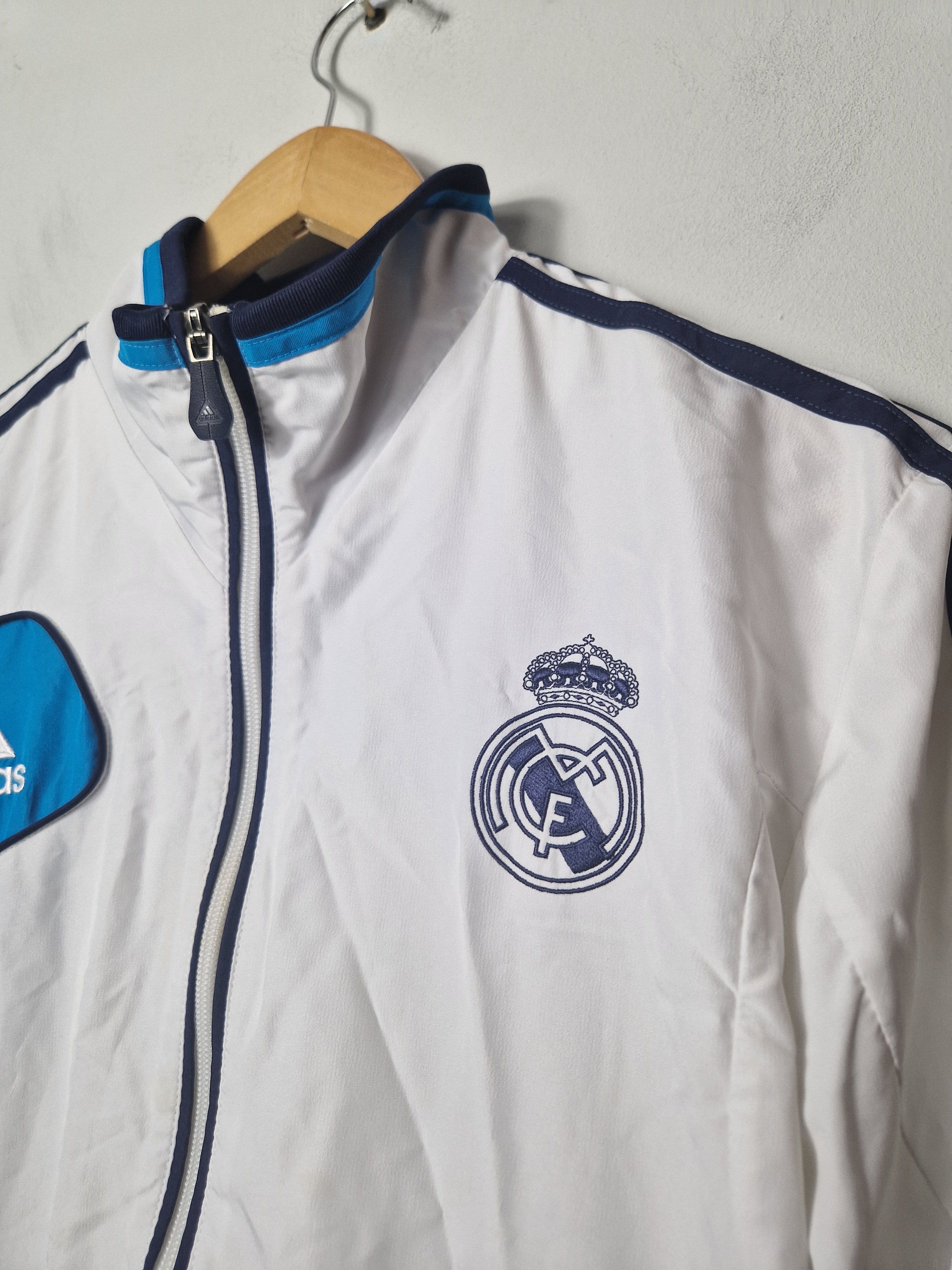 Adidas Adidas 2012 Real Madrid windbreaker soccer jersey y2k Size L / US 10 / IT 46 - 6 Thumbnail