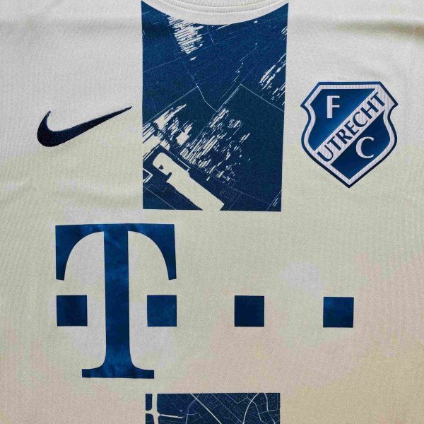 Nike 2021-22 Utrecht Third Nike BV6708-729 Size US M / EU 48-50 / 2 - 3 Thumbnail