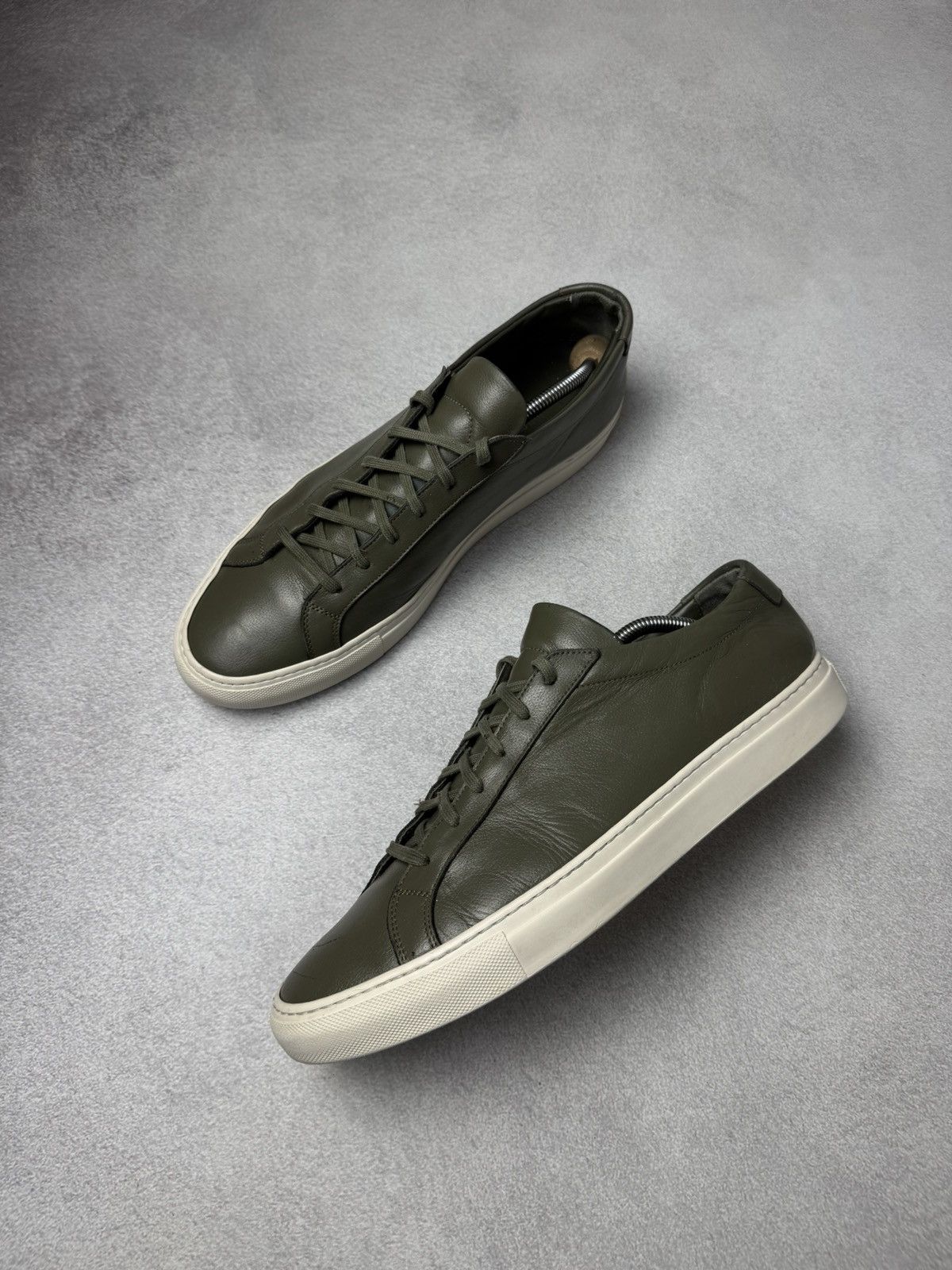 Common Projects Common Projects Achilles Olive Leather Sneakers Size US12 Size US 12 / EU 45 - 1 Thumbnail