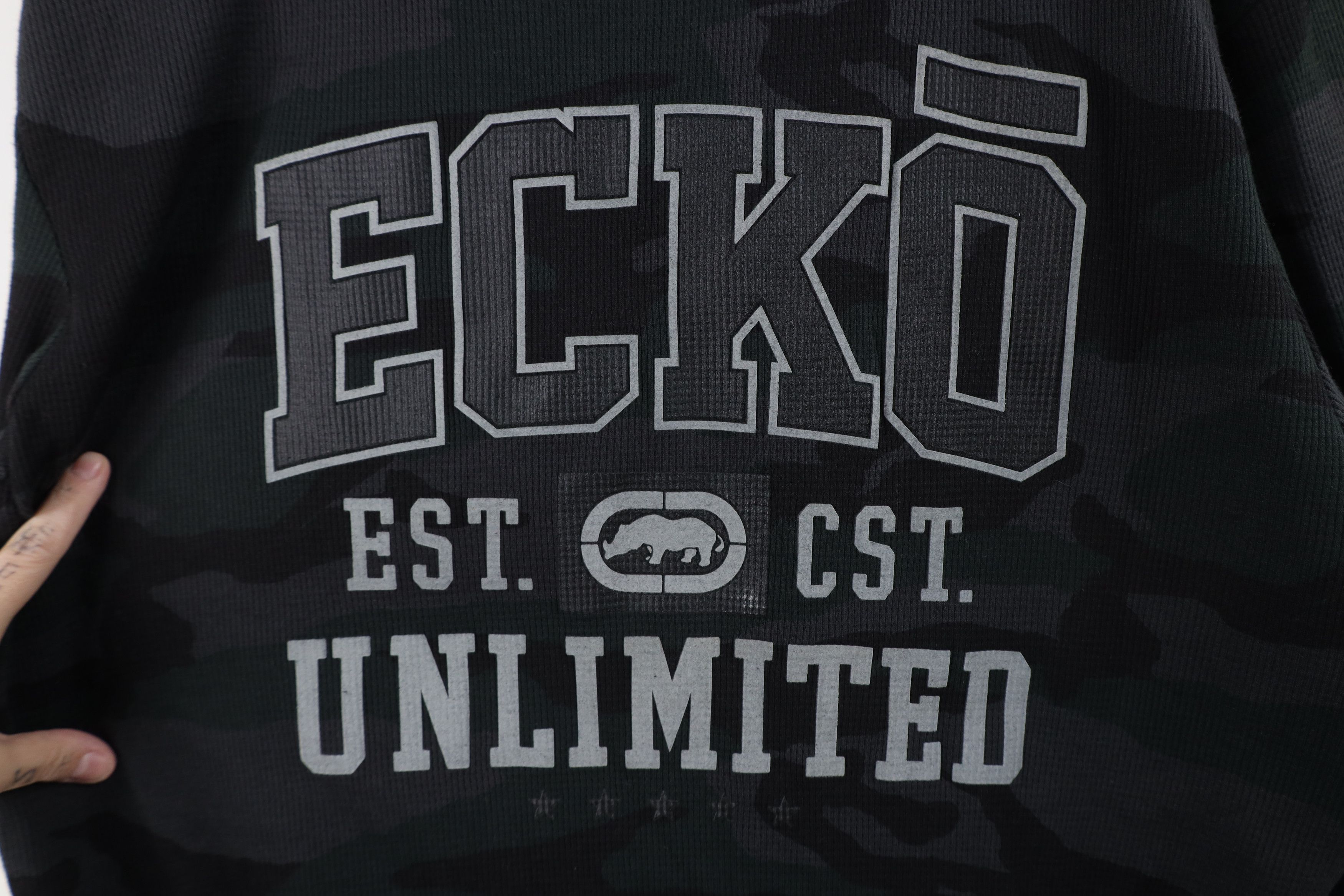 Ecko Unltd. Deadstock Vintage Y2K Ecko Thermal Waffle Knit T-Shirt Size US XXL / EU 58 / 5 - 7 Thumbnail