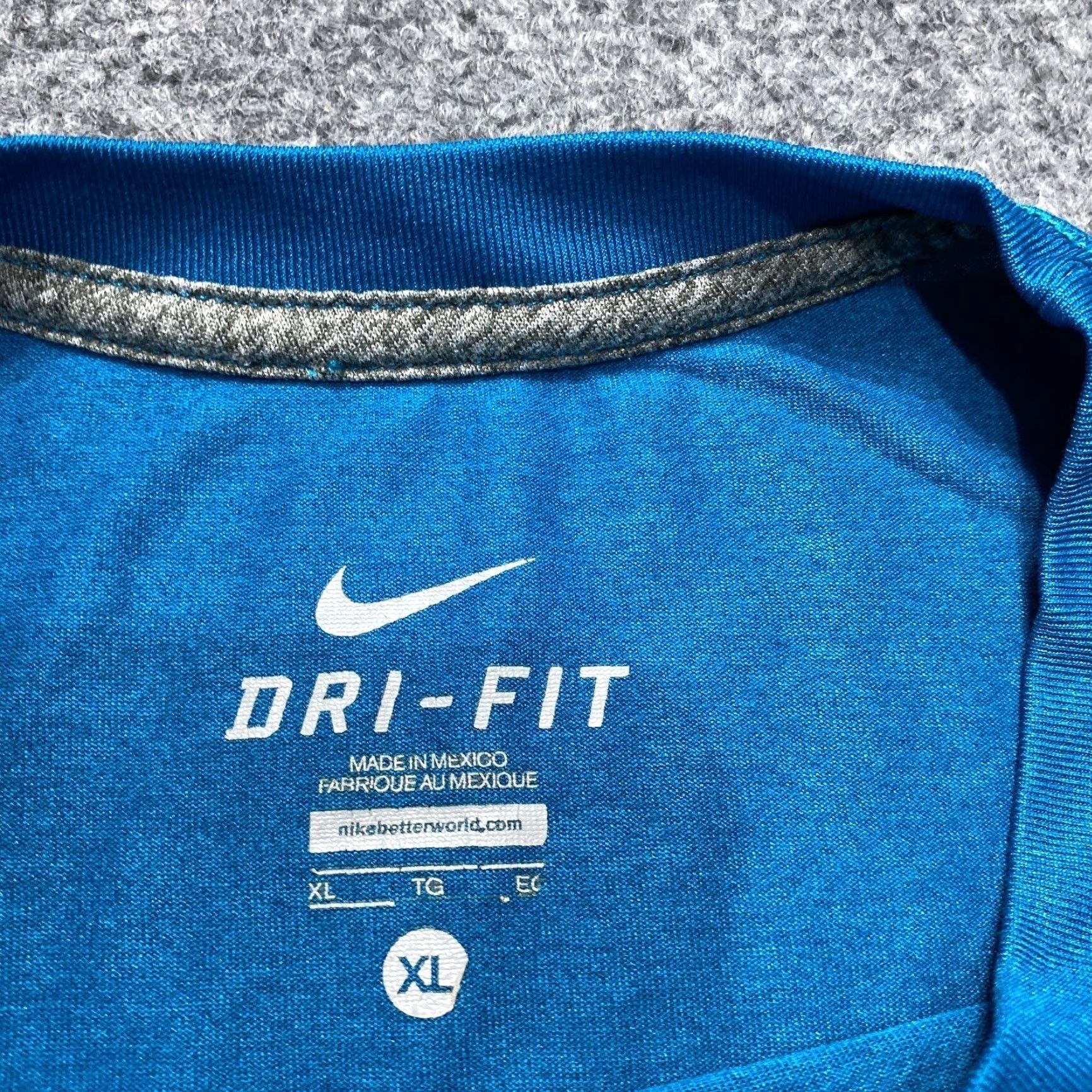 Nike Nike Shirt Mens XL Blue Dri-FIT Swoosh Short Sleeve Size US XL / EU 56 / 4 - 3 Thumbnail