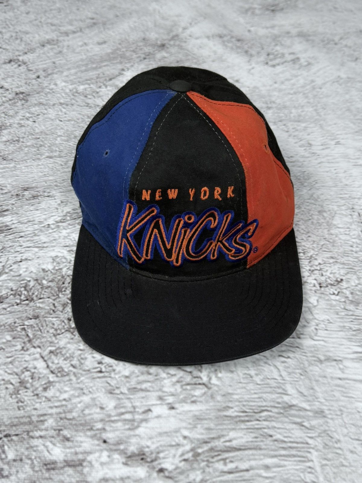 Starter × Vintage New York Knicks Basketball Cap Size ONE SIZE - 1 Thumbnail