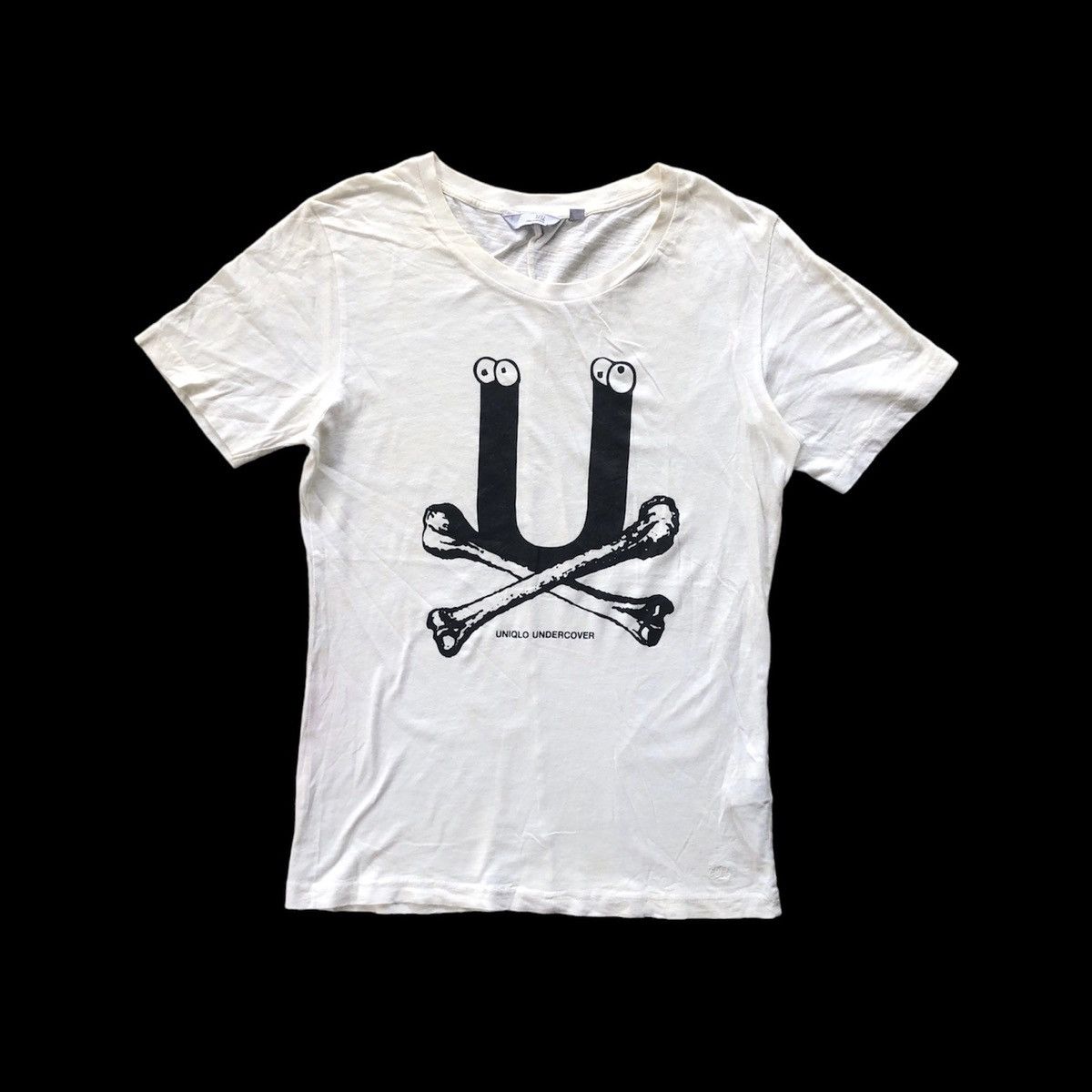 Jun Takahashi × Undercover × Uniqlo Undercover x Uniqlo crossbones t-Shirt Size US S / EU 44-46 / 1 - 1 Thumbnail