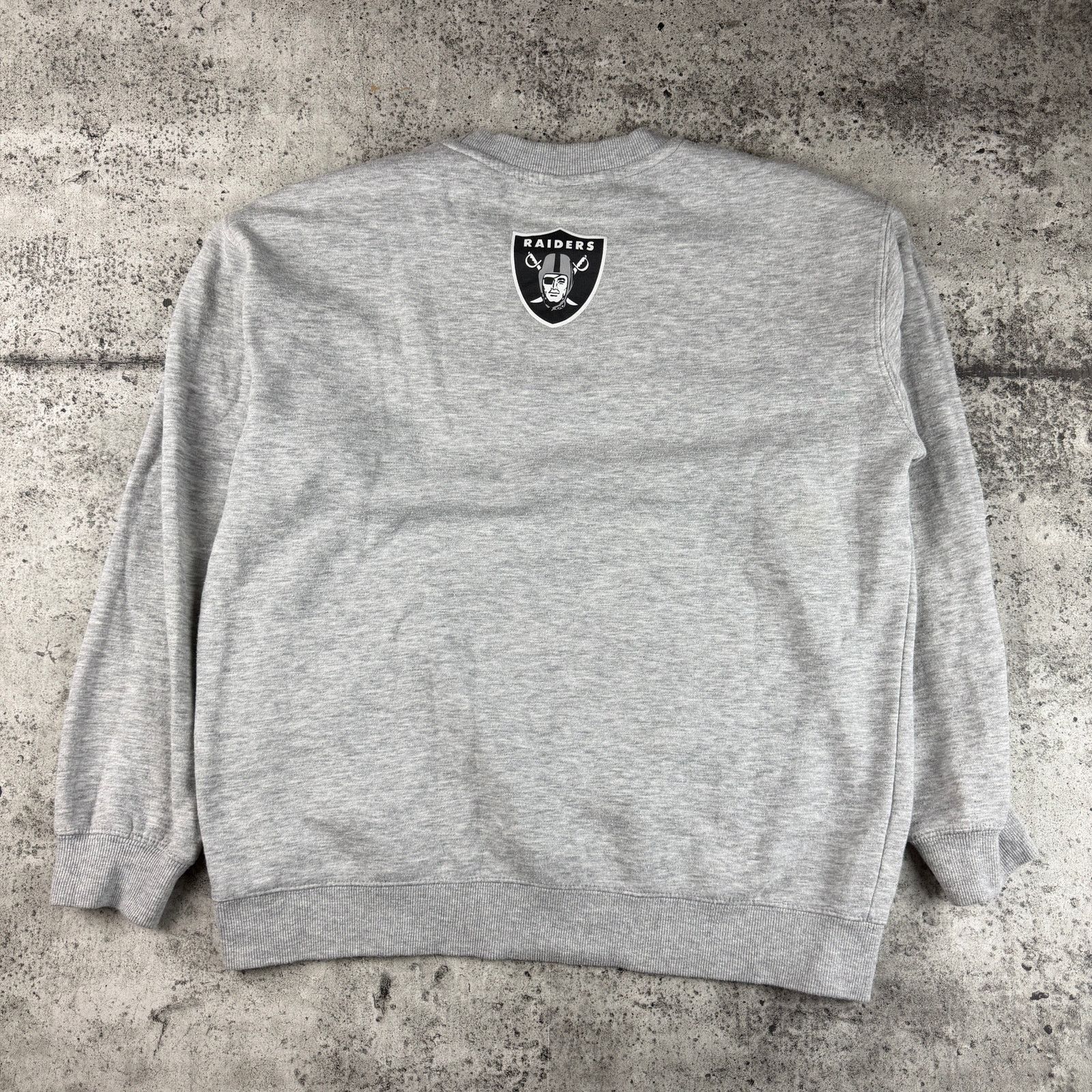 Japanese Brand × NFL Las Vegas Raider Spell Out Patch Logo Sweatshirt Size Small Size US S / EU 44-46 / 1 - 2 Thumbnail
