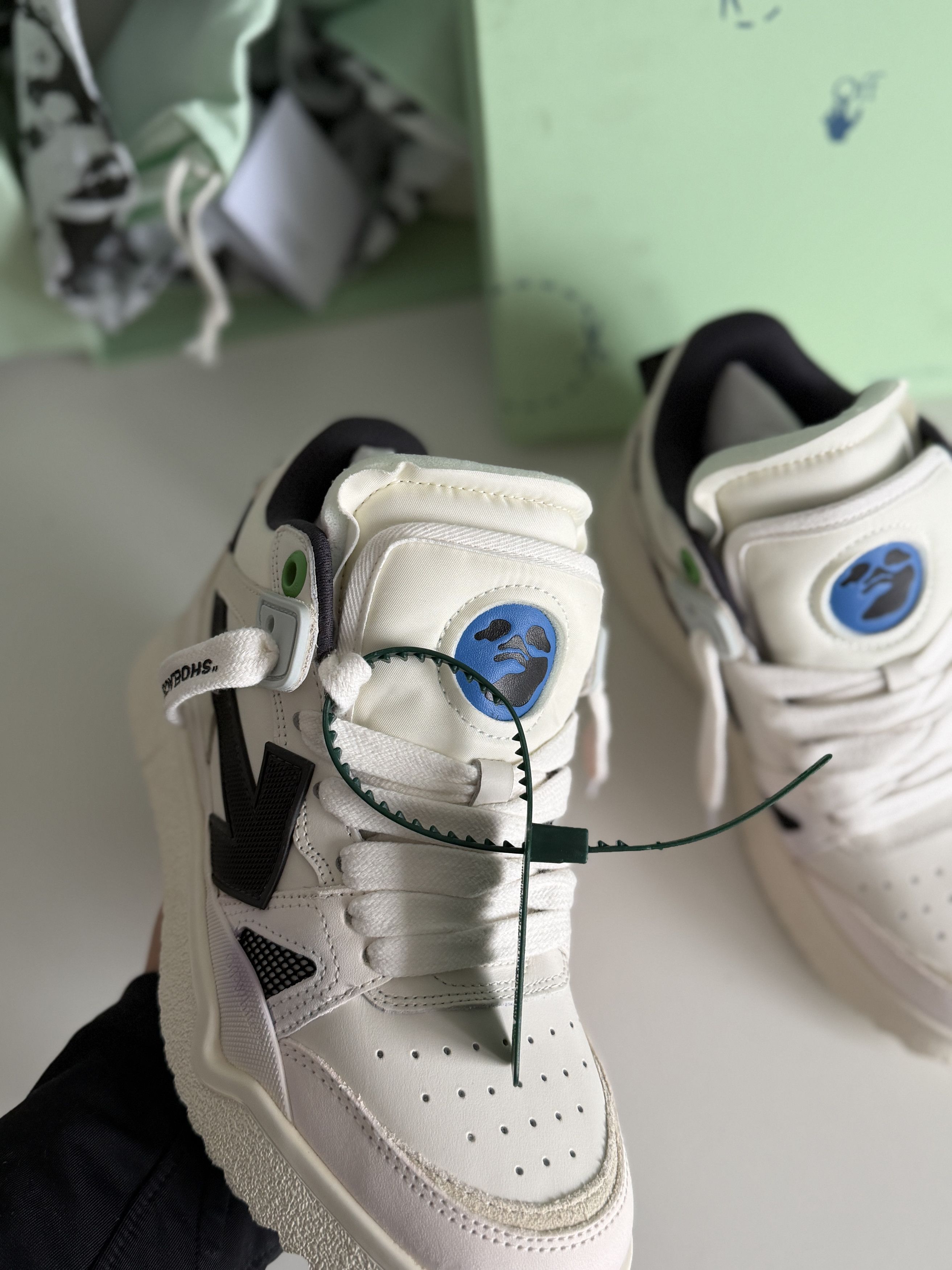 Off-White Off White Sneakers Size US 8 / IT 38 - 7 Thumbnail