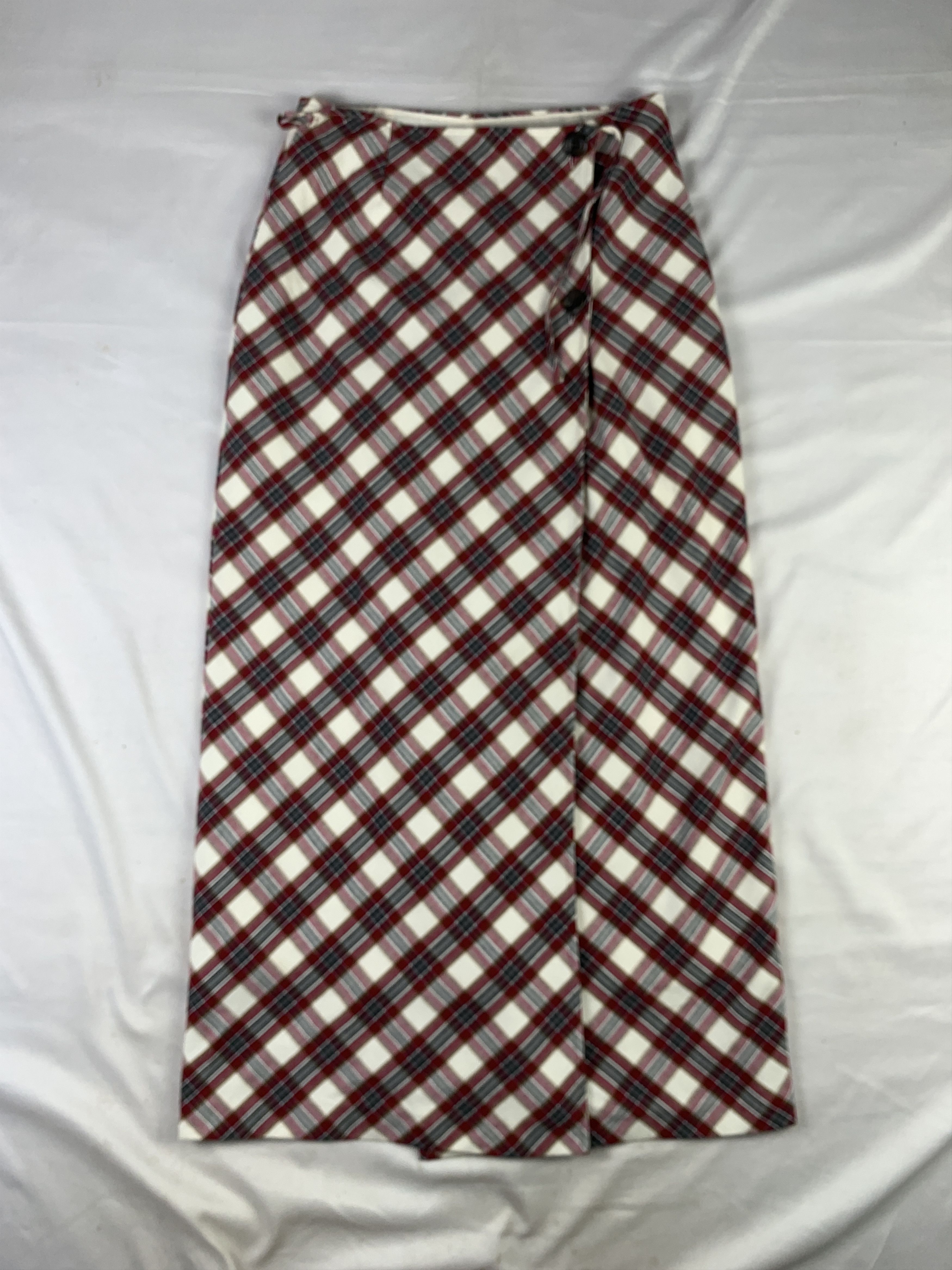Japanese Brand stylenanda Plaid Tartan Wrapped Midi Skirt (27) Size 27" / US 4 / IT 40 - 1 Thumbnail