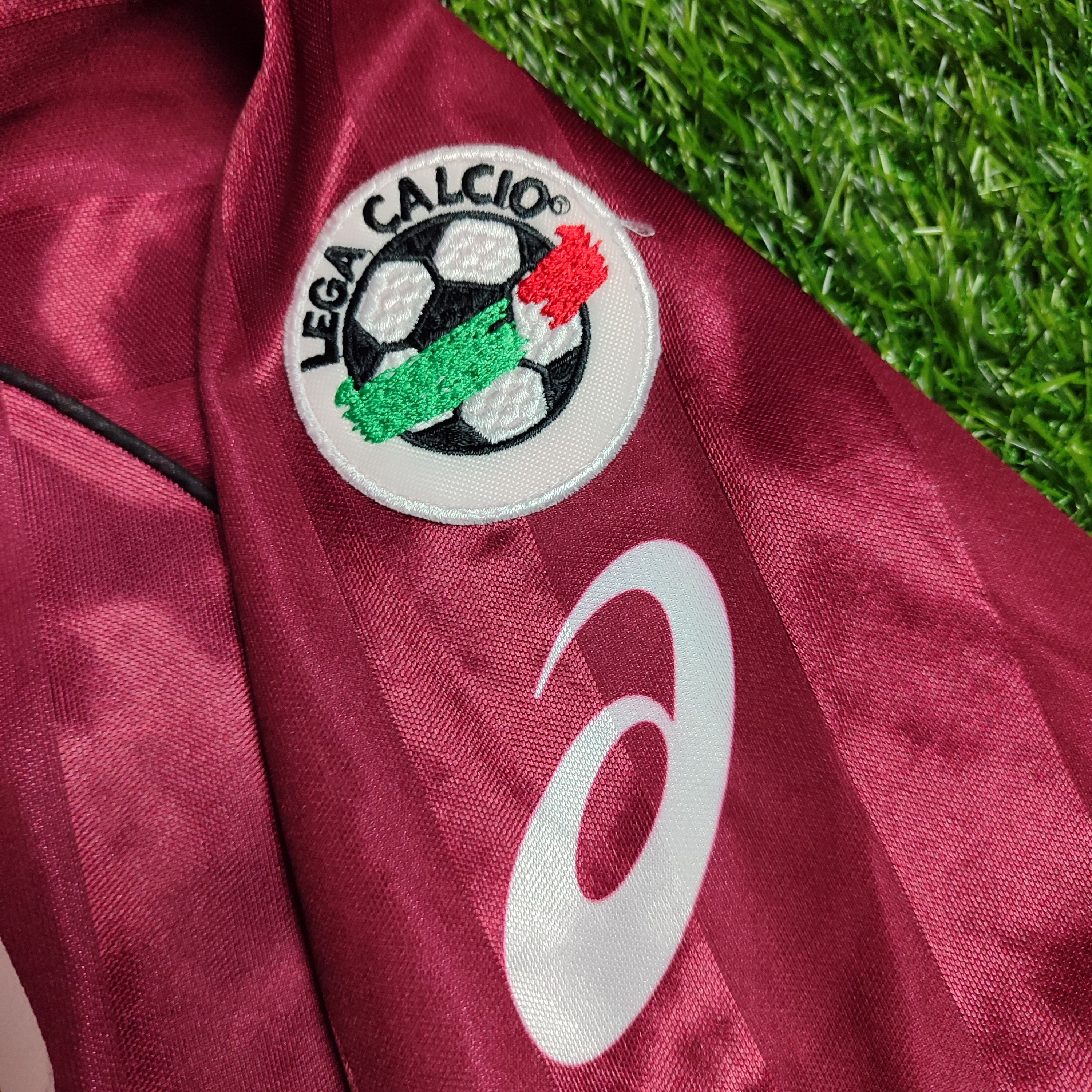 Asics Reggina Home 2002-03 Nakamura #10 Soccer Jersey Size US M / EU 48-50 / 2 - 4 Thumbnail