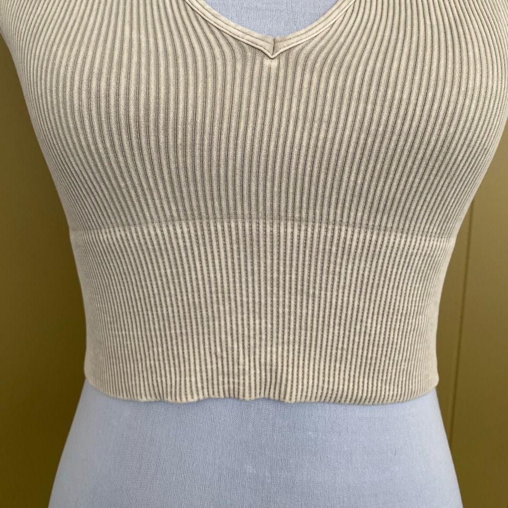 Other Nikibiki women S v-cut ribbed crop tank top cream Size S / US 4 / IT 40 - 2 Thumbnail