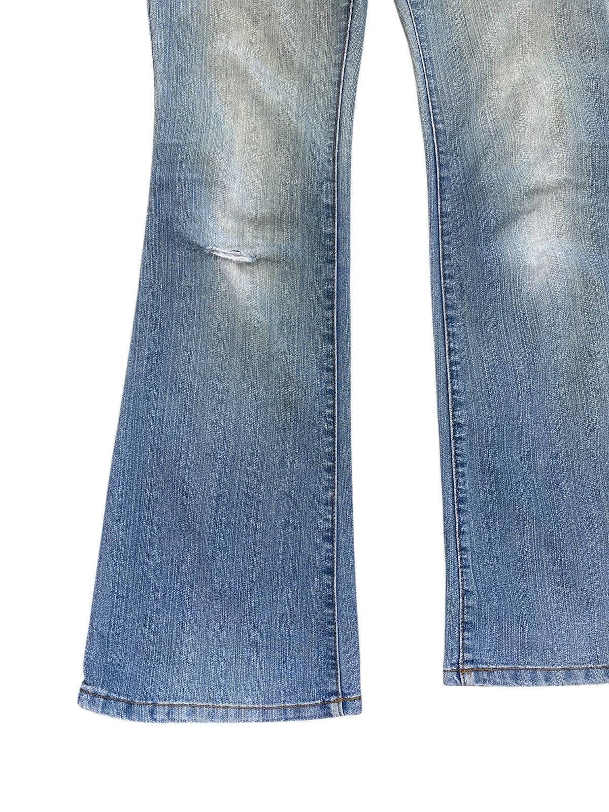 Japanese Brand Japanese Brand Faded Wash Style Flare Jeans Size US 30 / EU 46 - 5 Thumbnail