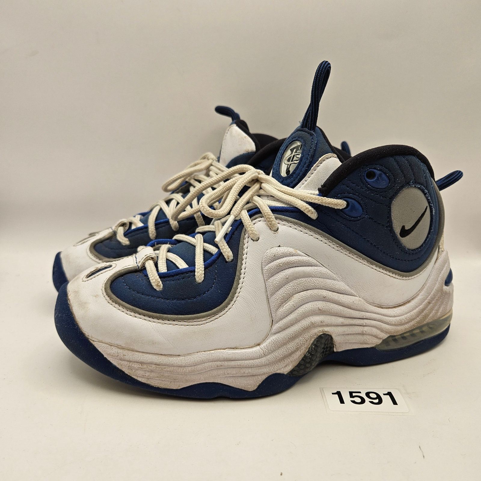 Nike NIKE MEN'S 4 AIR PENNY 2 ATLANTIC BLUE FN4438-400 USED Size US 5 / EU 37 - 1 Thumbnail