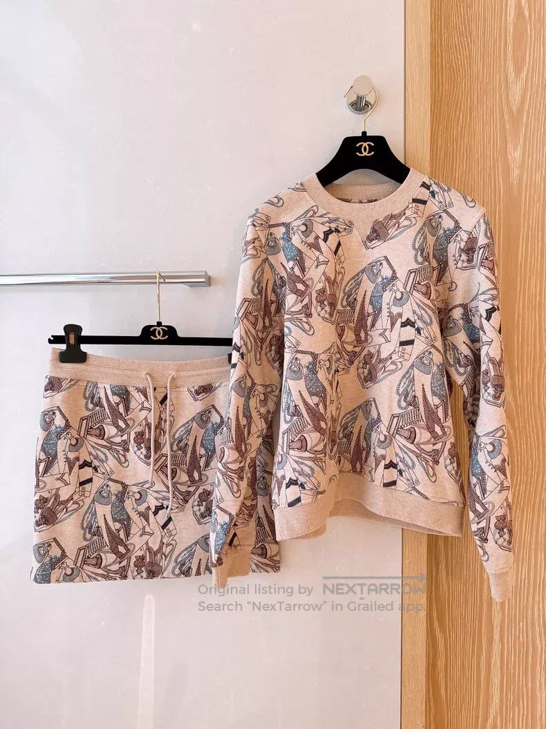 Hermes Hermes Zouave and Dragoon Printed Sweatshirt Skirt Set Size XXS / US 00 / IT 34 - 1 Thumbnail