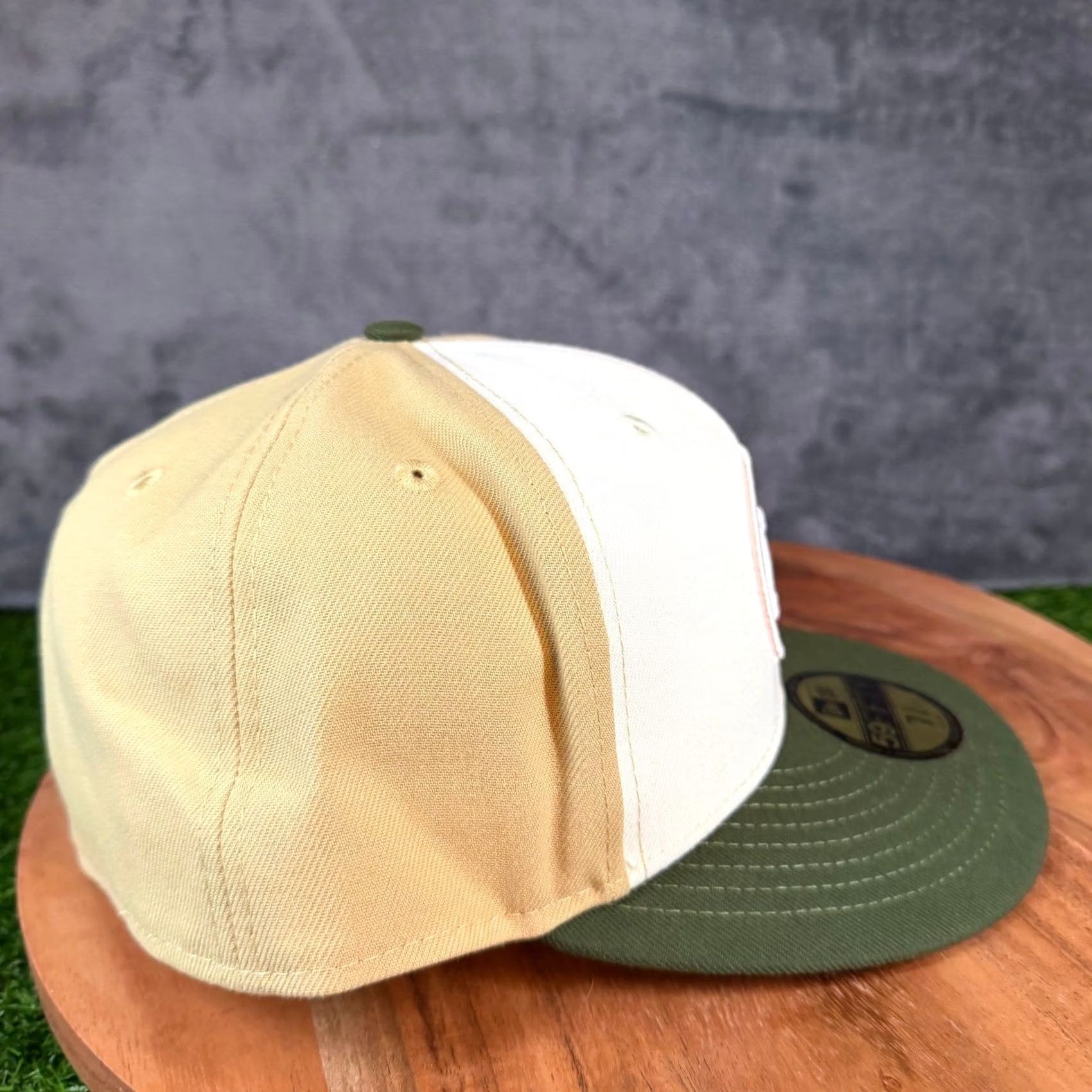 New Era New Era Houston Astros 59FIFTY Fitted Hat Mens 7 5/8 Gold Chrome Vegas Gold NWT Size ONE SIZE - 4 Thumbnail