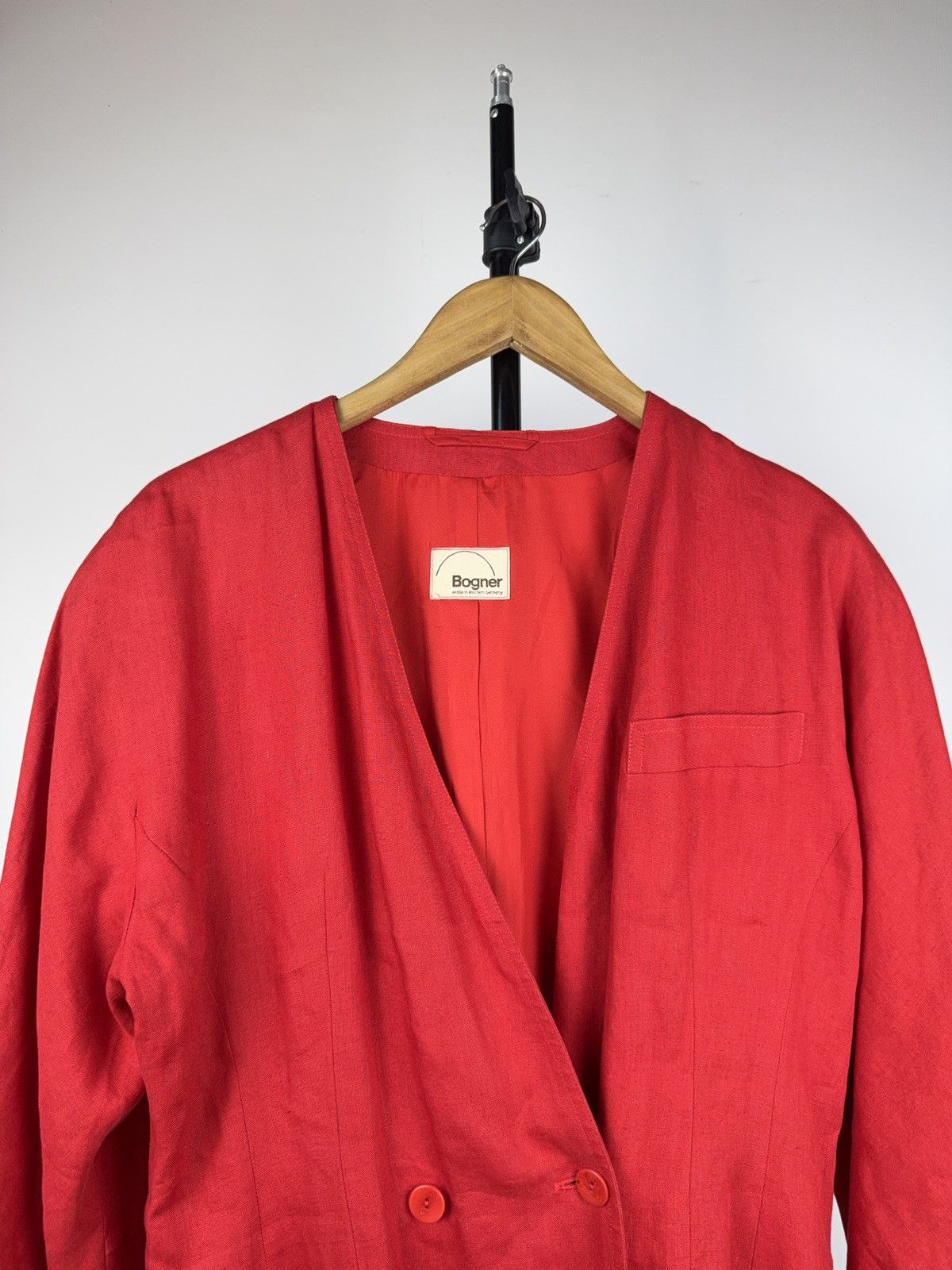 Bogner 80s Vintage Bogner Red Linen Blazer Made in West Germany Size L / US 10 / IT 46 - 2 Thumbnail