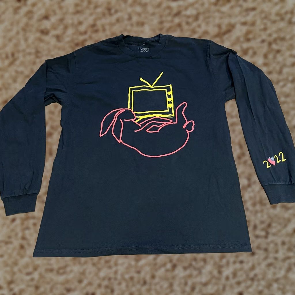 Vintage Harry Styles Shirt Mens Medium Black Bunny TV Long Sleeve Crewneck Tour 2022 Size US M / EU 48-50 / 2 - 1 Thumbnail