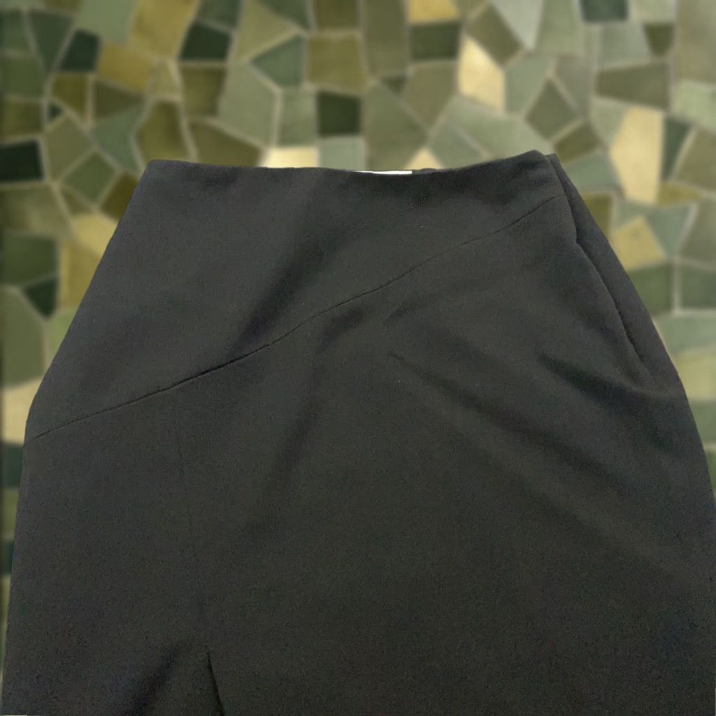 White House Black Market White House Black Market Womens Skirt Size 00 Black Pencil Zipper Lined Slit Stretch Knee Length Solid Size 24" / US 00 / IT 34 - 1 Thumbnail
