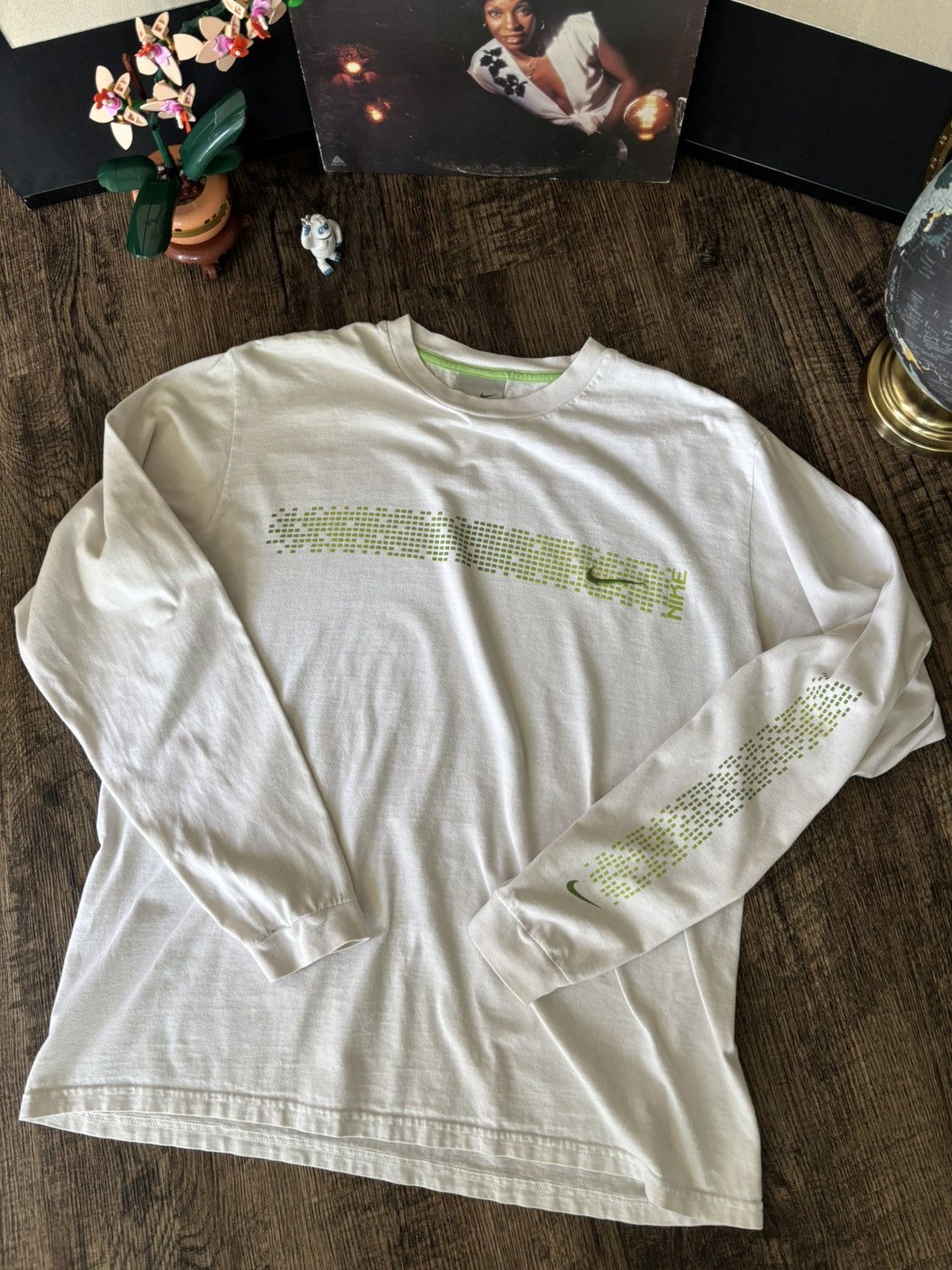 Y2k Nike Digital Graphic Logo LS Tee Medium