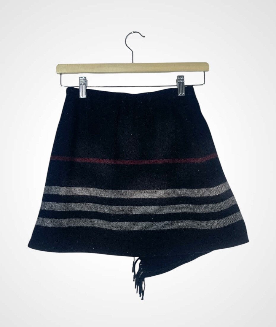 Burberry A11 Rare - Burberry London Wool Mini Skirt Size 24" / US 00 / IT 34 - 2 Thumbnail