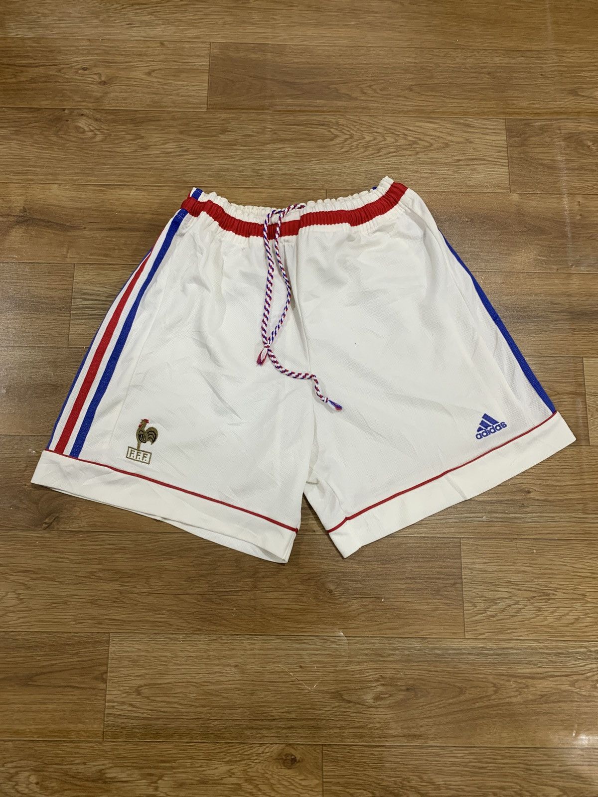 Adidas Vintage short pants France 1998 - 2000 Size US 35 - 1 Thumbnail