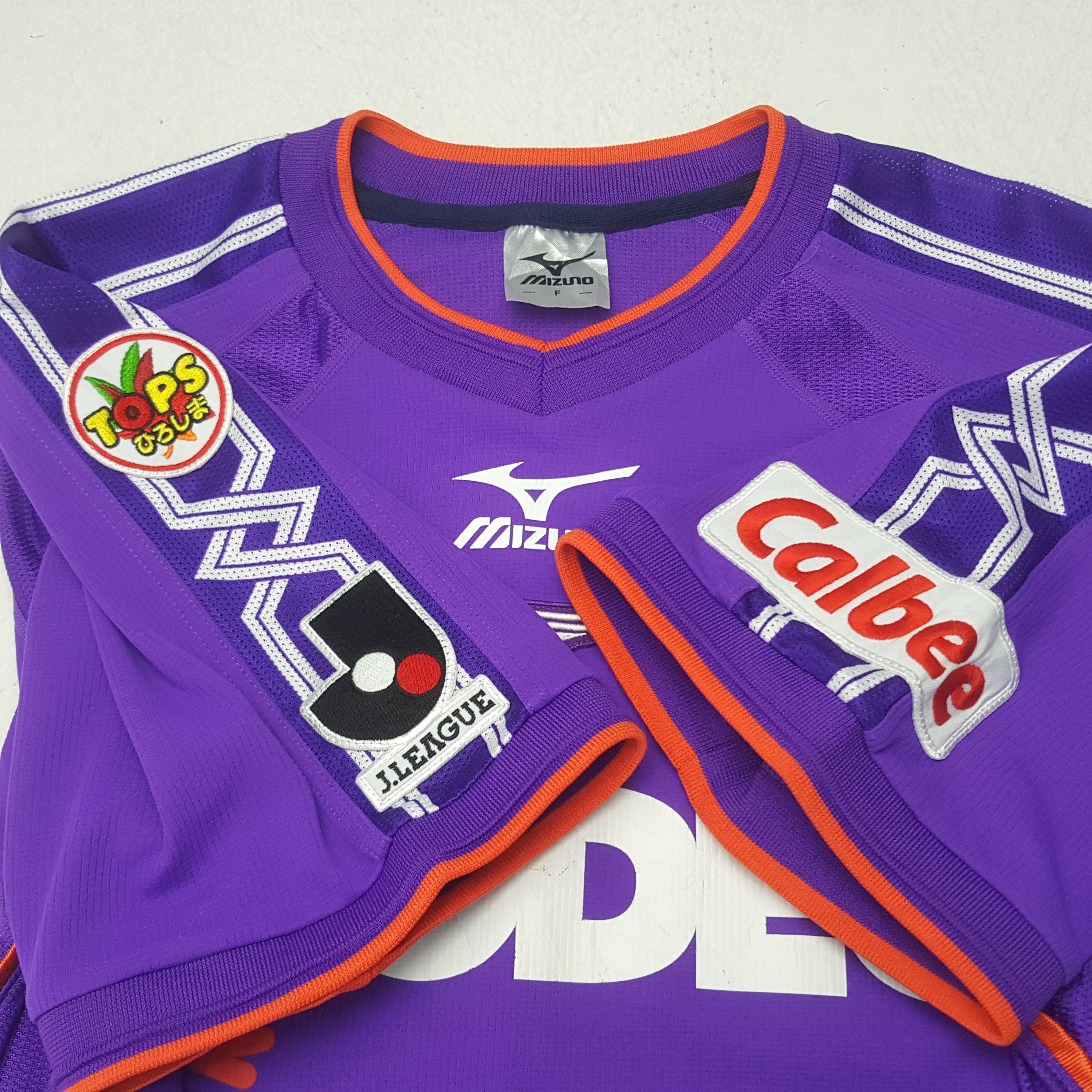 Mizuno × Vintage Vintage Mizuno Calbee Japanese Soccer Team Jersey C276n74 Size US M / EU 48-50 / 2 - 5 Thumbnail