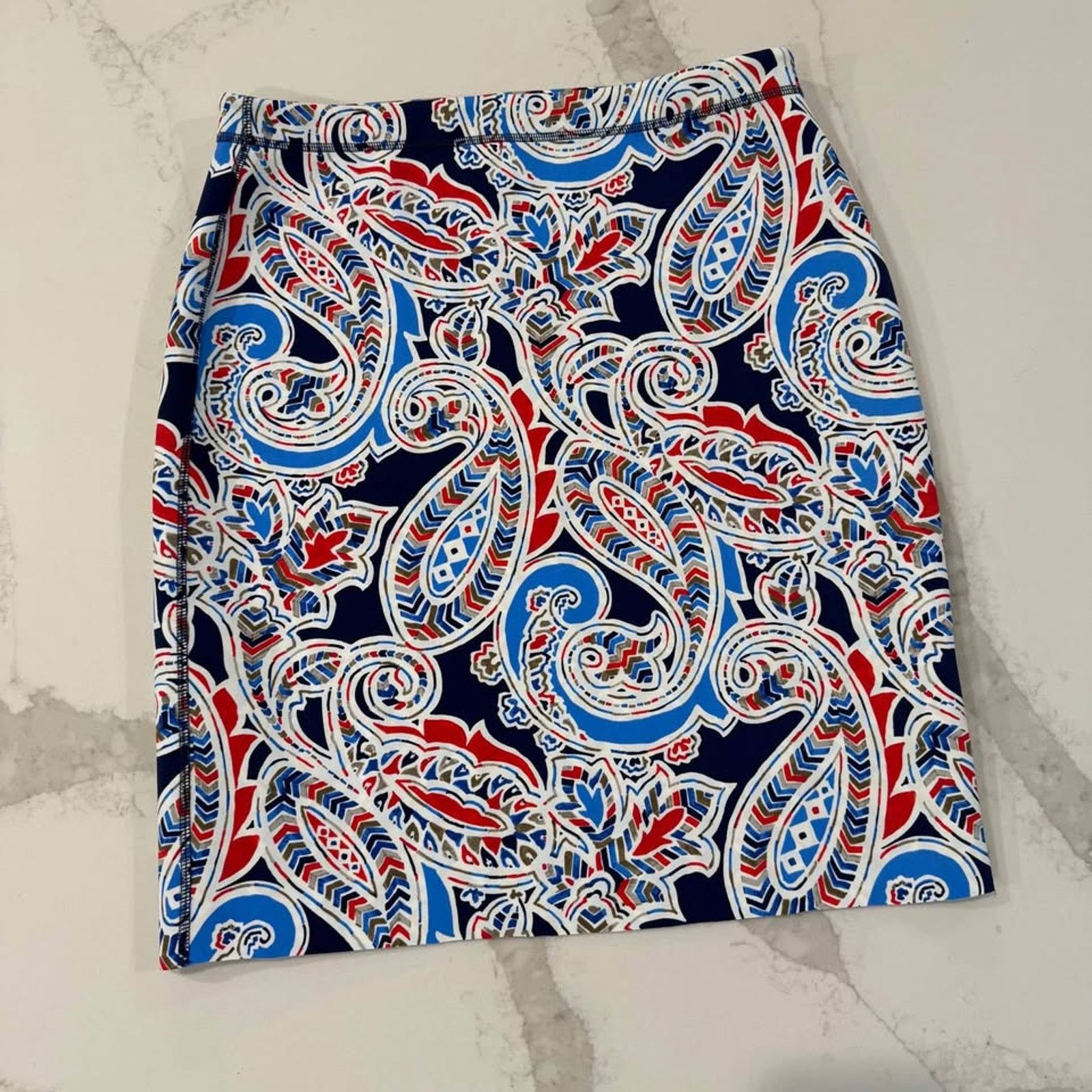 J.McLaughlin J.McLaughlin Reversible Pencil Skirt Womens M Paisley/Geo Size 30" / US 8 / IT 44 - 1 Thumbnail