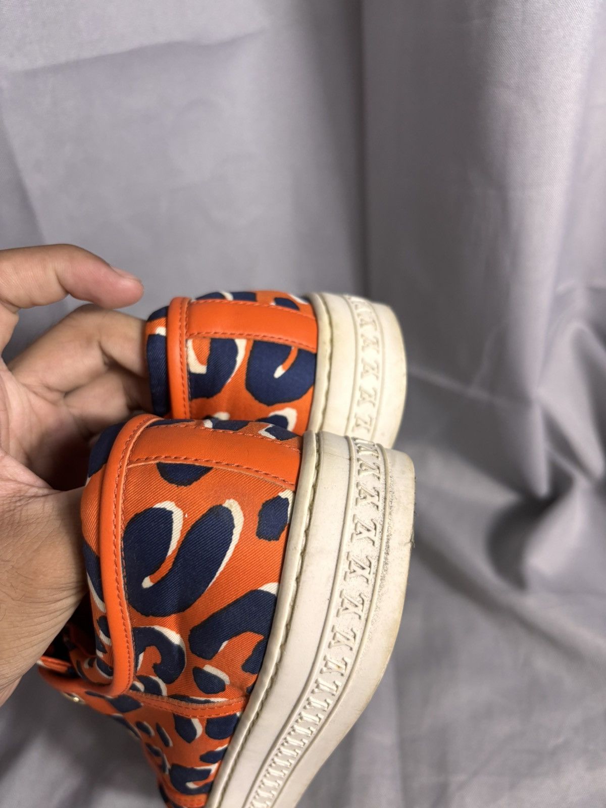 Louis Vuitton Louis Vuitton Tiger Print Sneaker Size US 7.5 / IT 37.5 - 8 Thumbnail