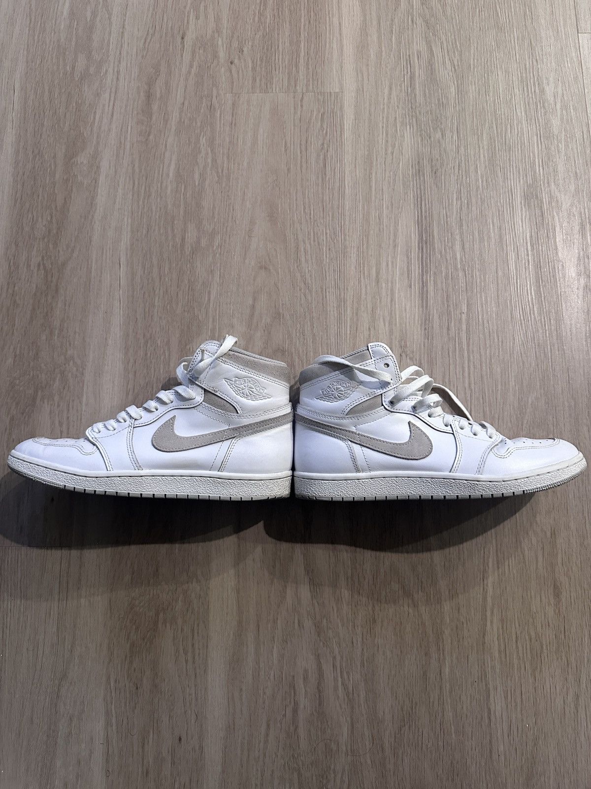 Jordan Brand Air Jordan 1 Retro High 85 OG neutral grey Size US 9 / EU 42 - 6 Thumbnail