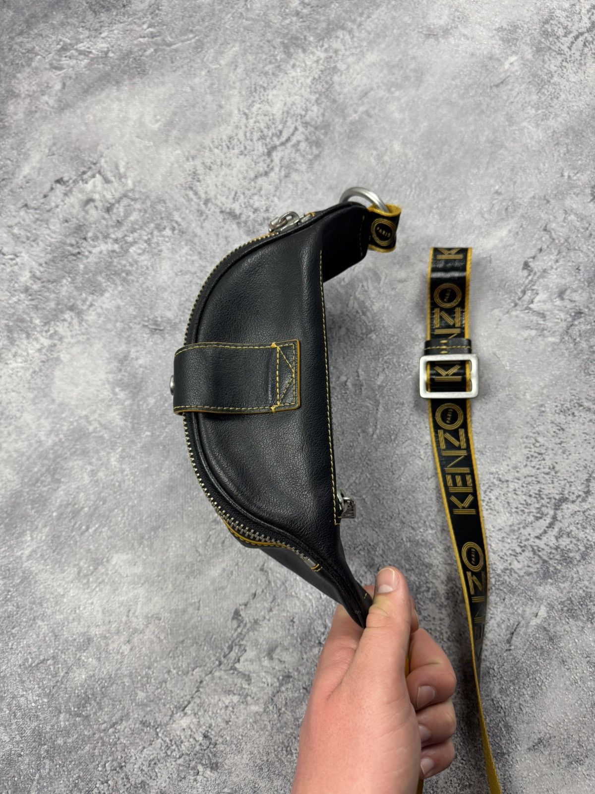 Kenzo Kenzo Leather «Biker» Waist Bag | Yellow Contrast Stitching Size ONE SIZE - 6 Thumbnail