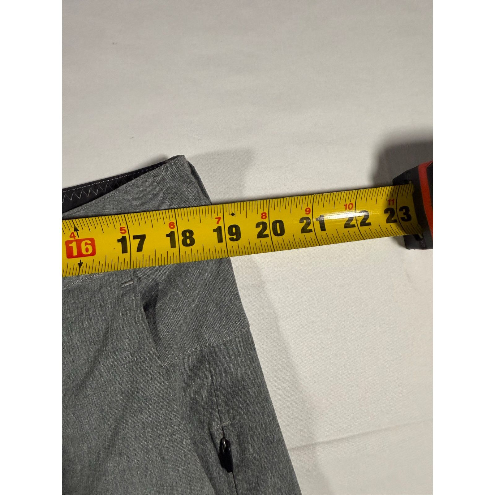 Vuori Vuori Men’s 36 Gray Performance Stretch Chino Shorts Size US 40 / EU 56 - 3 Thumbnail
