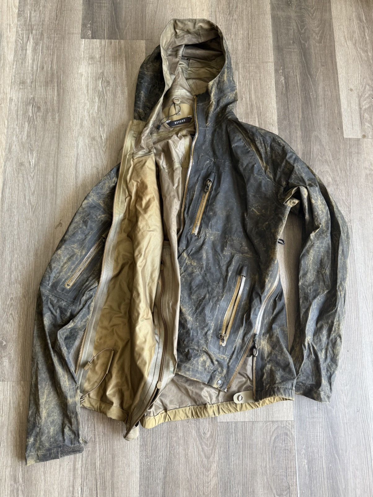Other Goretex Cracked Painted Jacket Size US L / EU 52-54 / 3 - 1 Thumbnail