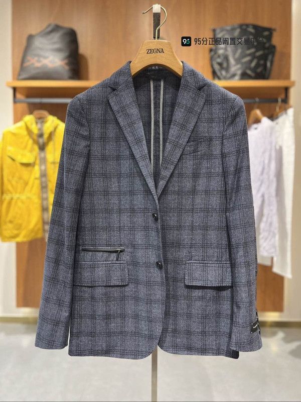 Ermenegildo Zegna Zegna Men's Check Wool Single Blazer. Size US M / EU 48-50 / 2 - 1 Thumbnail