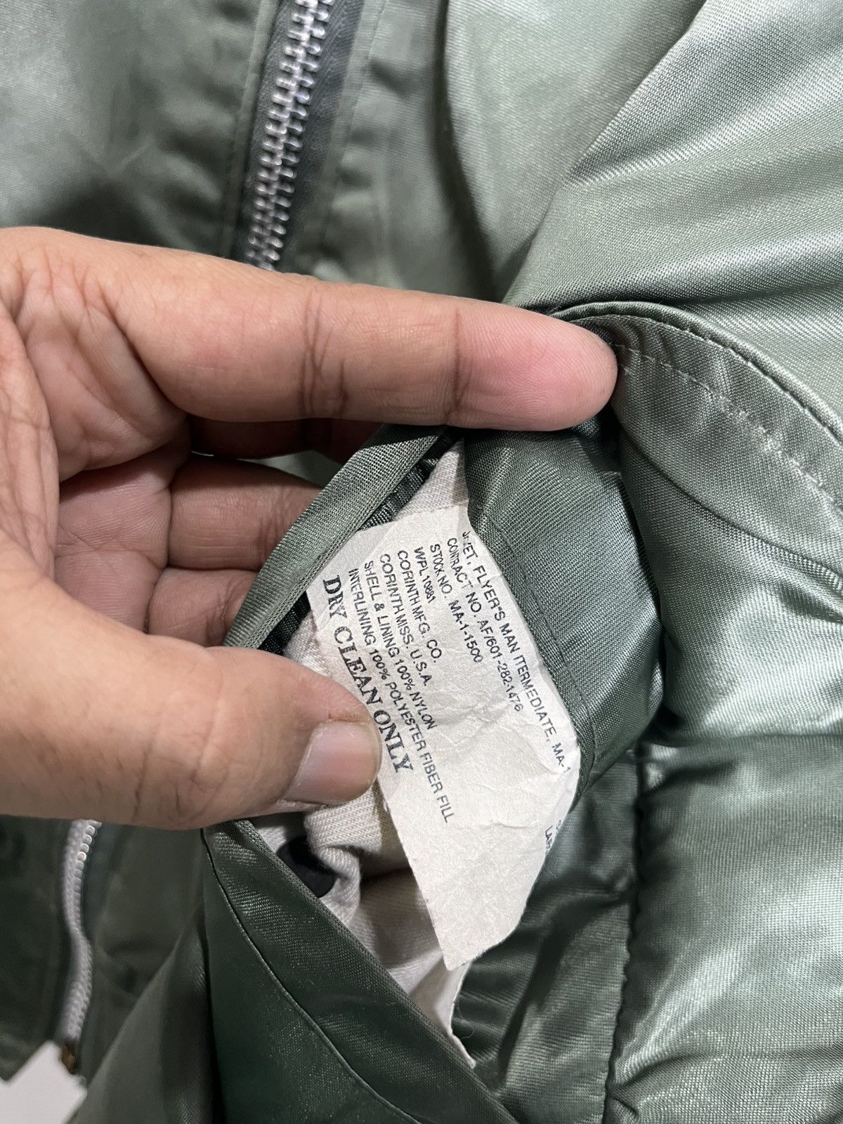 Vintage Vintage Jacket Flyers itermediate MA-1 Riversible Distressed Size US L / EU 52-54 / 3 - 7 Thumbnail