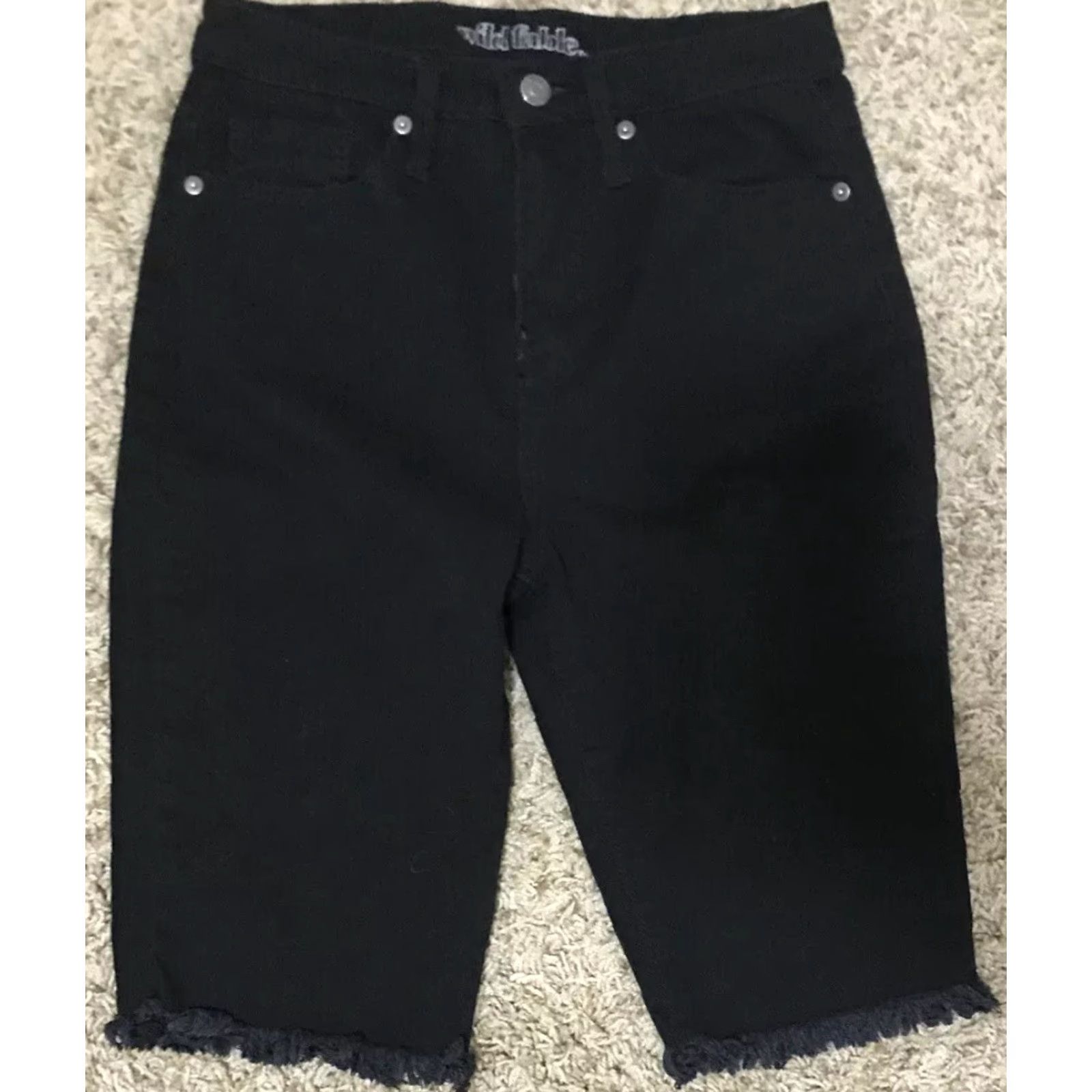 Vintage Wild Fable Women’s Black Denim Jean Shorts Stretch High Rise Raw Edge Size 4 Denim Shorts 27 in Waist Above Knee Women Mens Girls Size 27" / US 4 / IT 40 - 2 Thumbnail