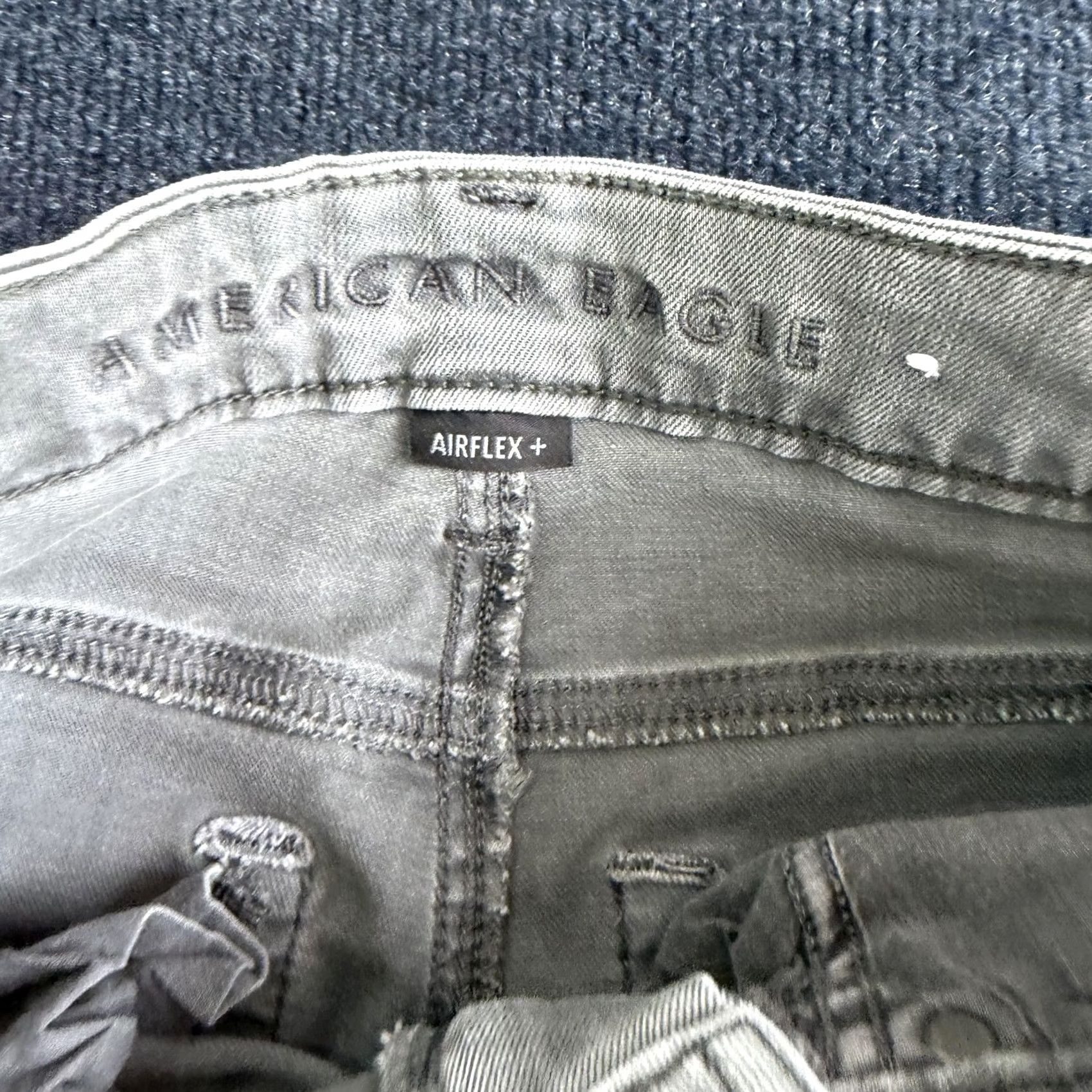 American Eagle Outfitters American Eagle Airflex+ Jeans Mens 26x28 Light Gray Denim Skinny Distressed Slim Stretch Pockets Logo Baggy? Size US 26 / EU 42 - 4 Thumbnail