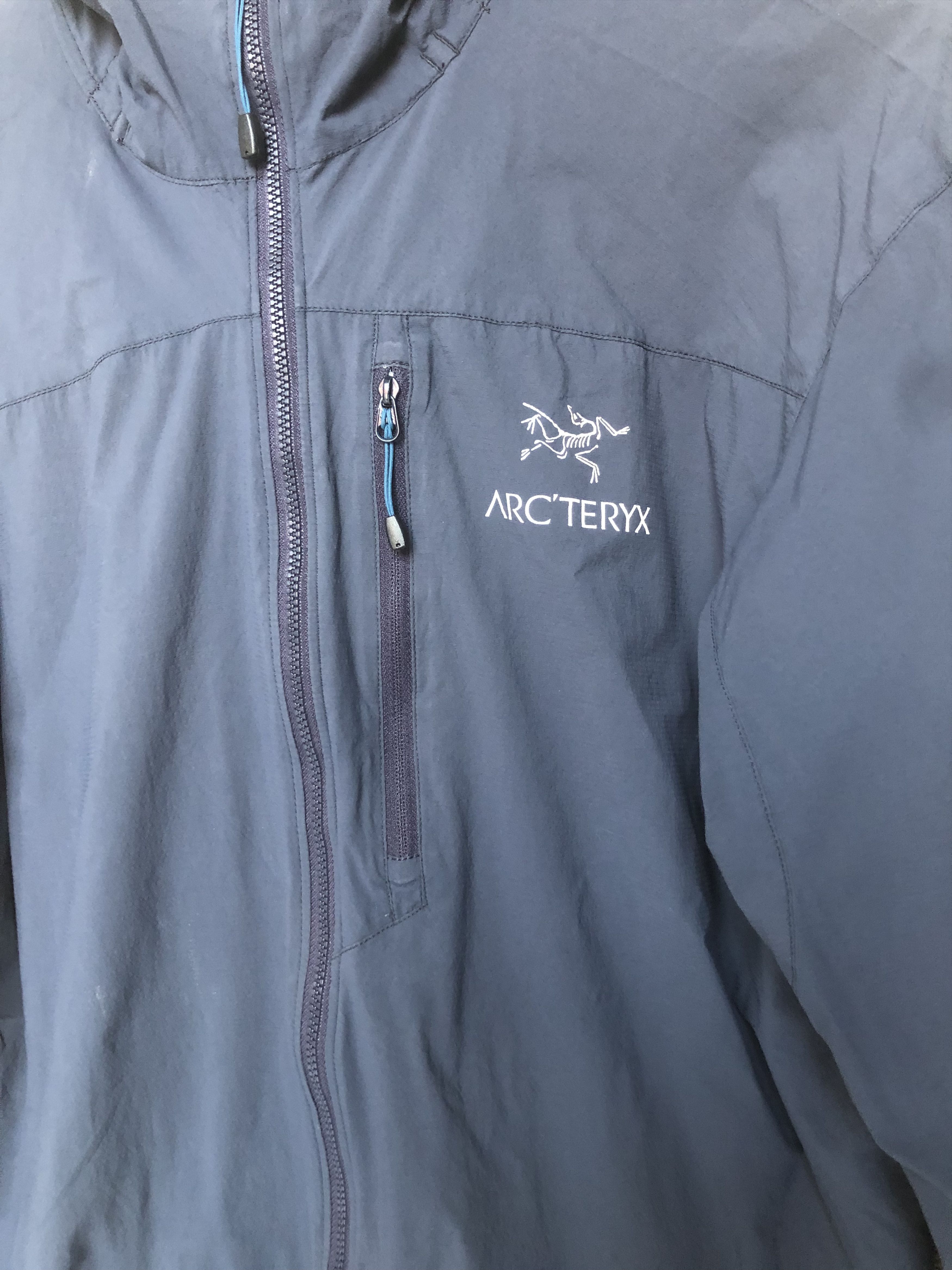 Arc'teryx navy windbreaker Size US M / EU 48-50 / 2 - 2 Thumbnail