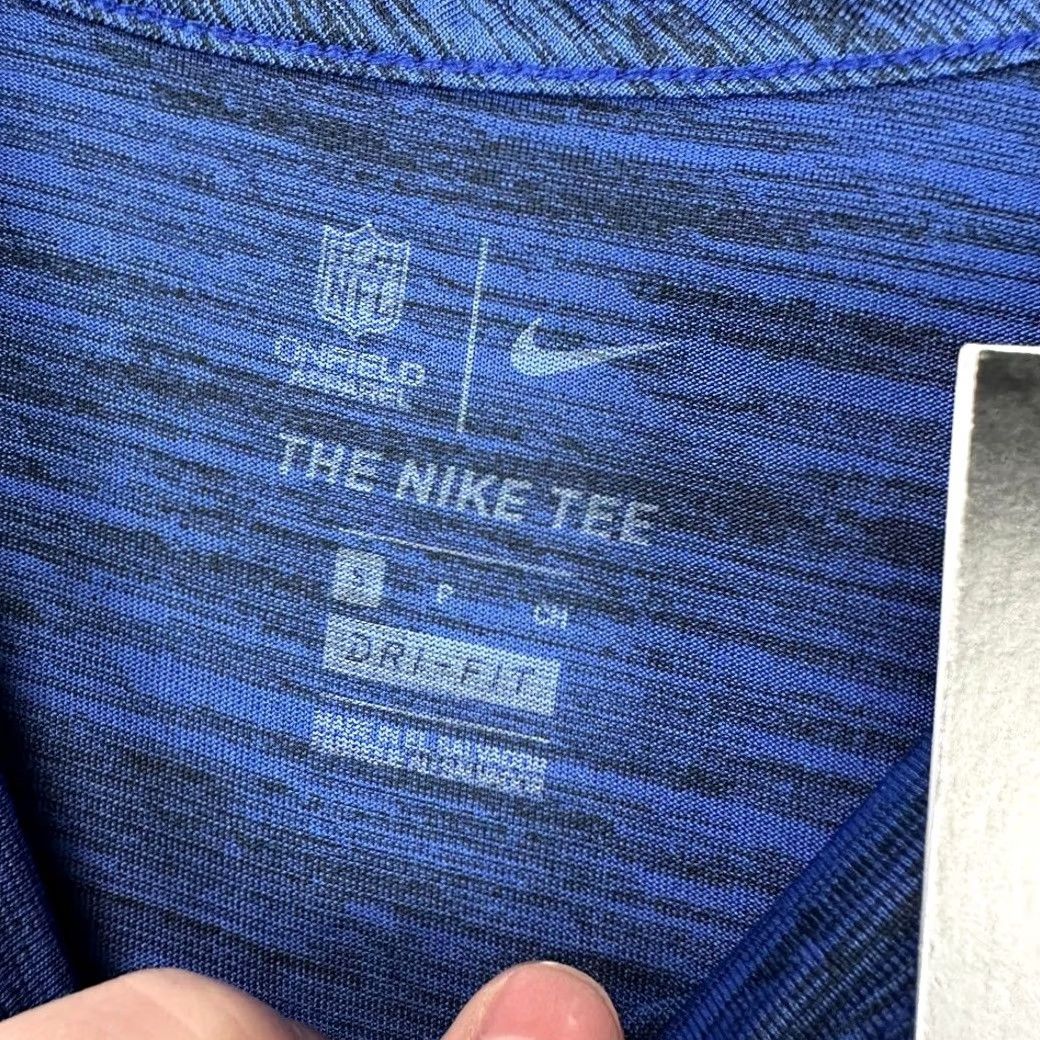 Nike VINTAGE New York Giants T-Shirt Womens Small Blue Dri-Fit Short Sleeve Tee NFL Nike NEW Size S / US 4 / IT 40 - 4 Thumbnail