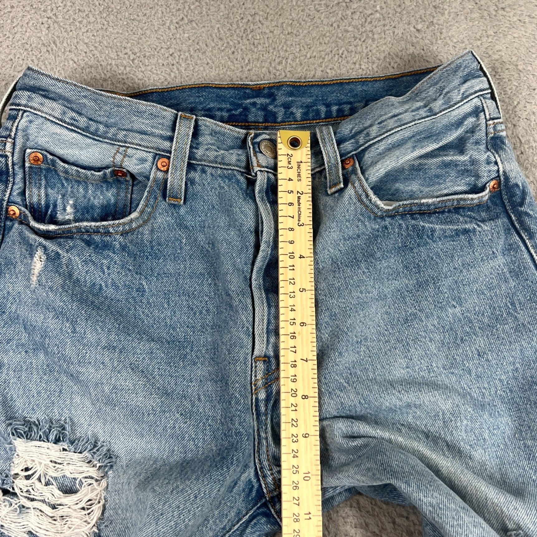 Levi's VINTAGE Levi's 501 Jeans Womens 31x26 Skinny Distressed Blue Denim Mid Rise Button Fly Size 24" / US 00 / IT 34 - 5 Thumbnail