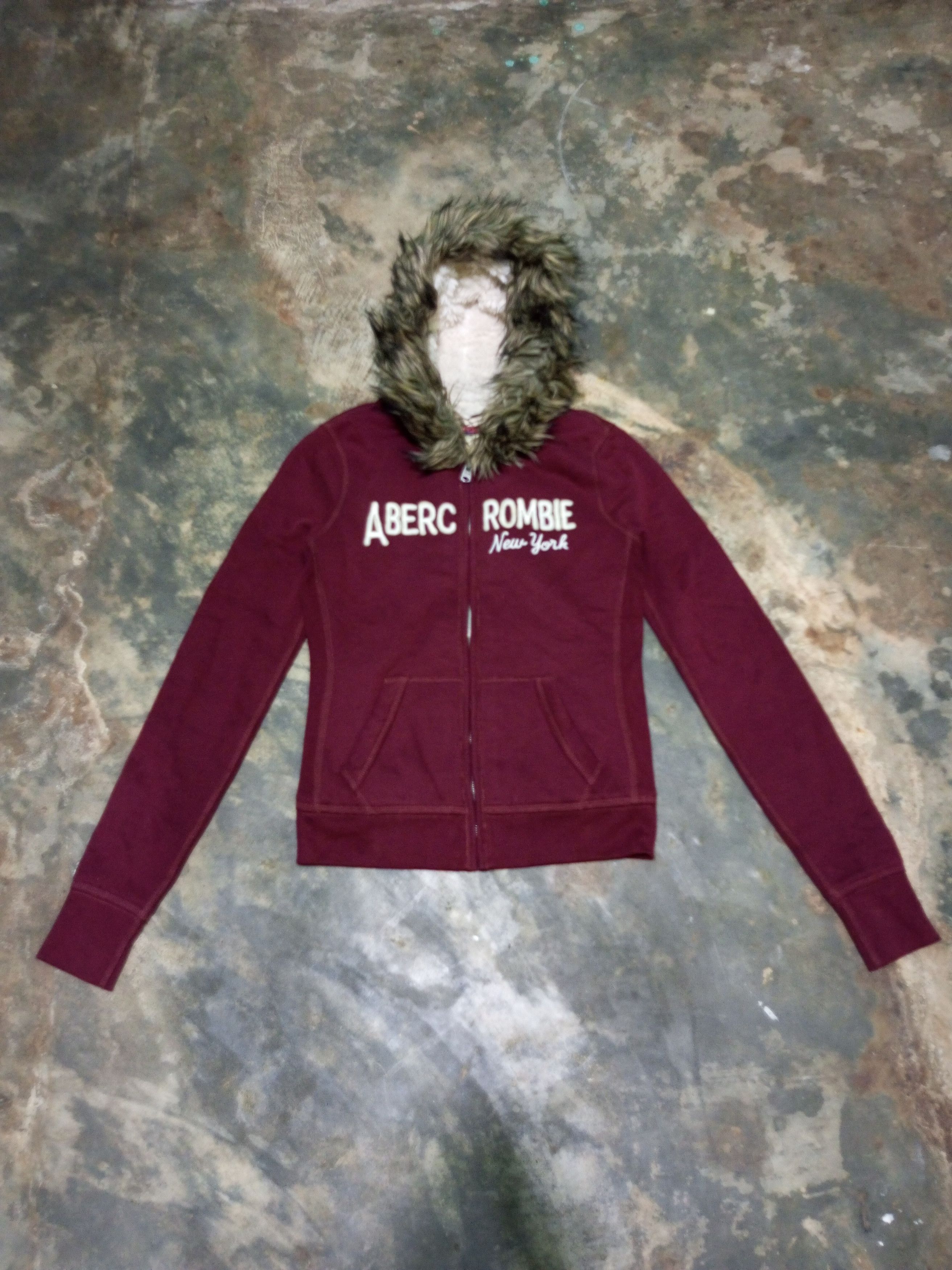 Abercrombie discount maroon hoodie