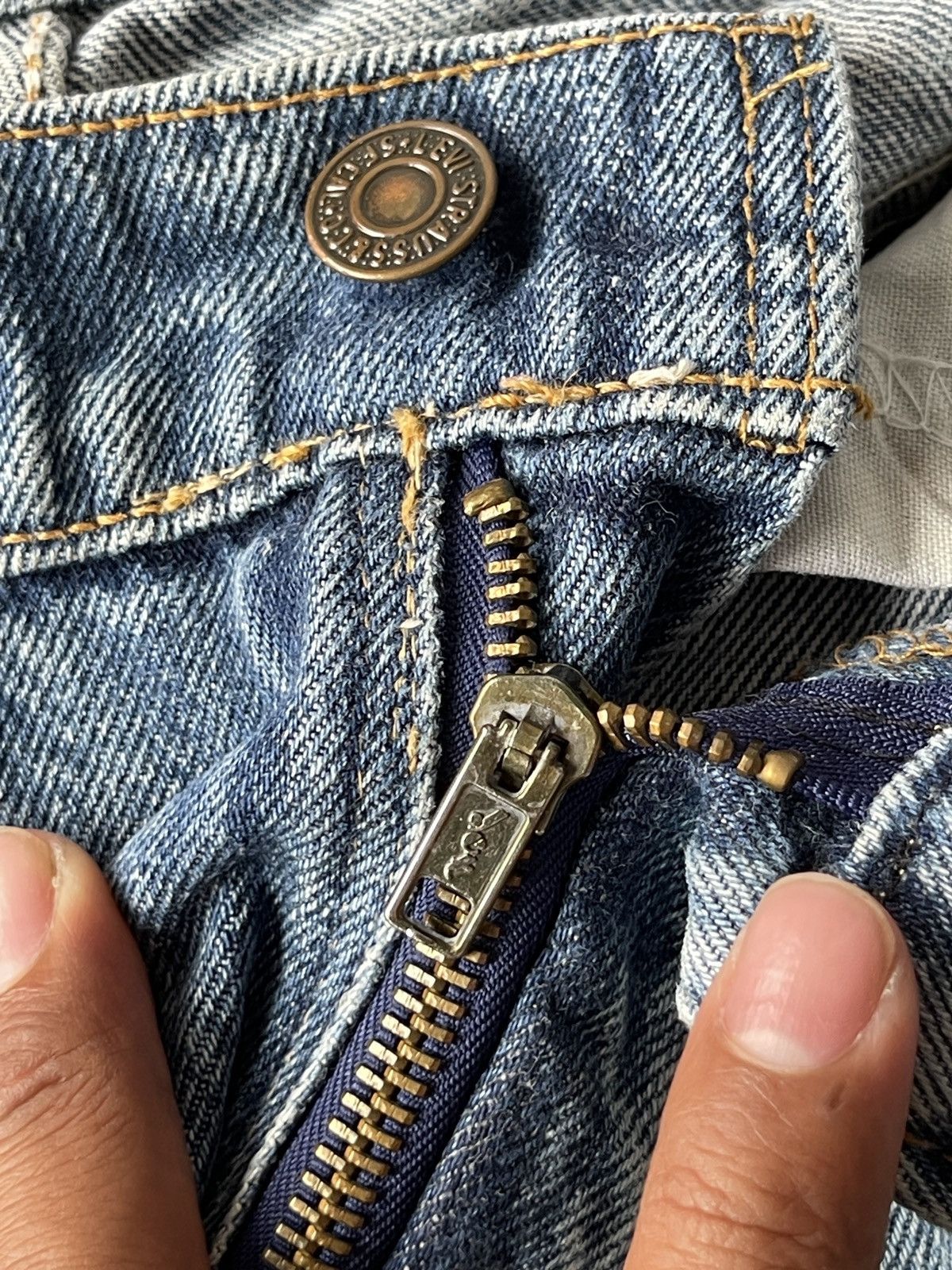 Levi's × Levi's Made & Crafted × Levi's Vintage Clothing Vintage Distressed Levis 569 e USA Wide Leg Size US 31 - 11 Thumbnail