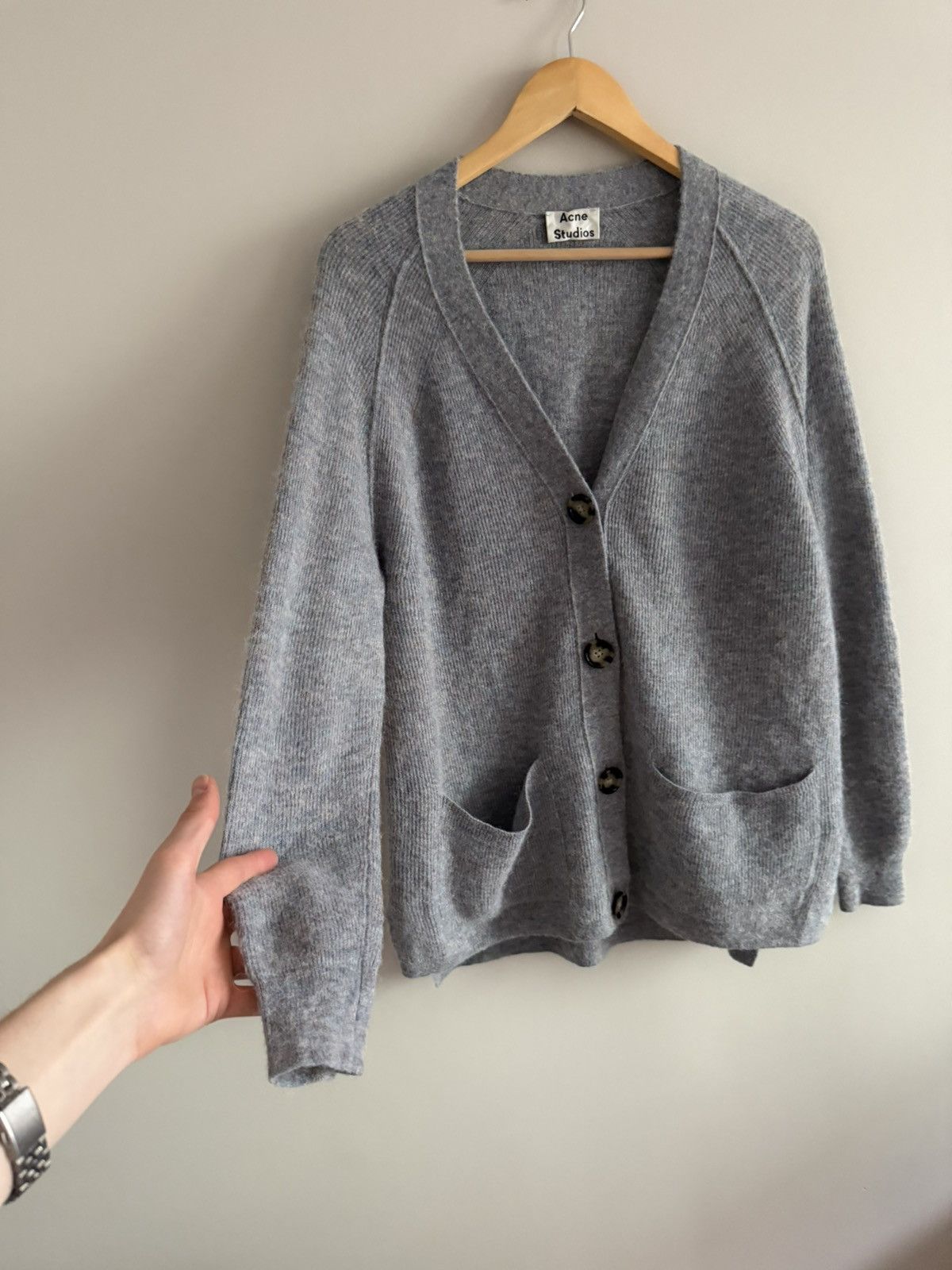 Acne Studios Acne Studios Grey Mohair Blend V-Neck Cardigan Size S / US 4 / IT 40 - 3 Thumbnail