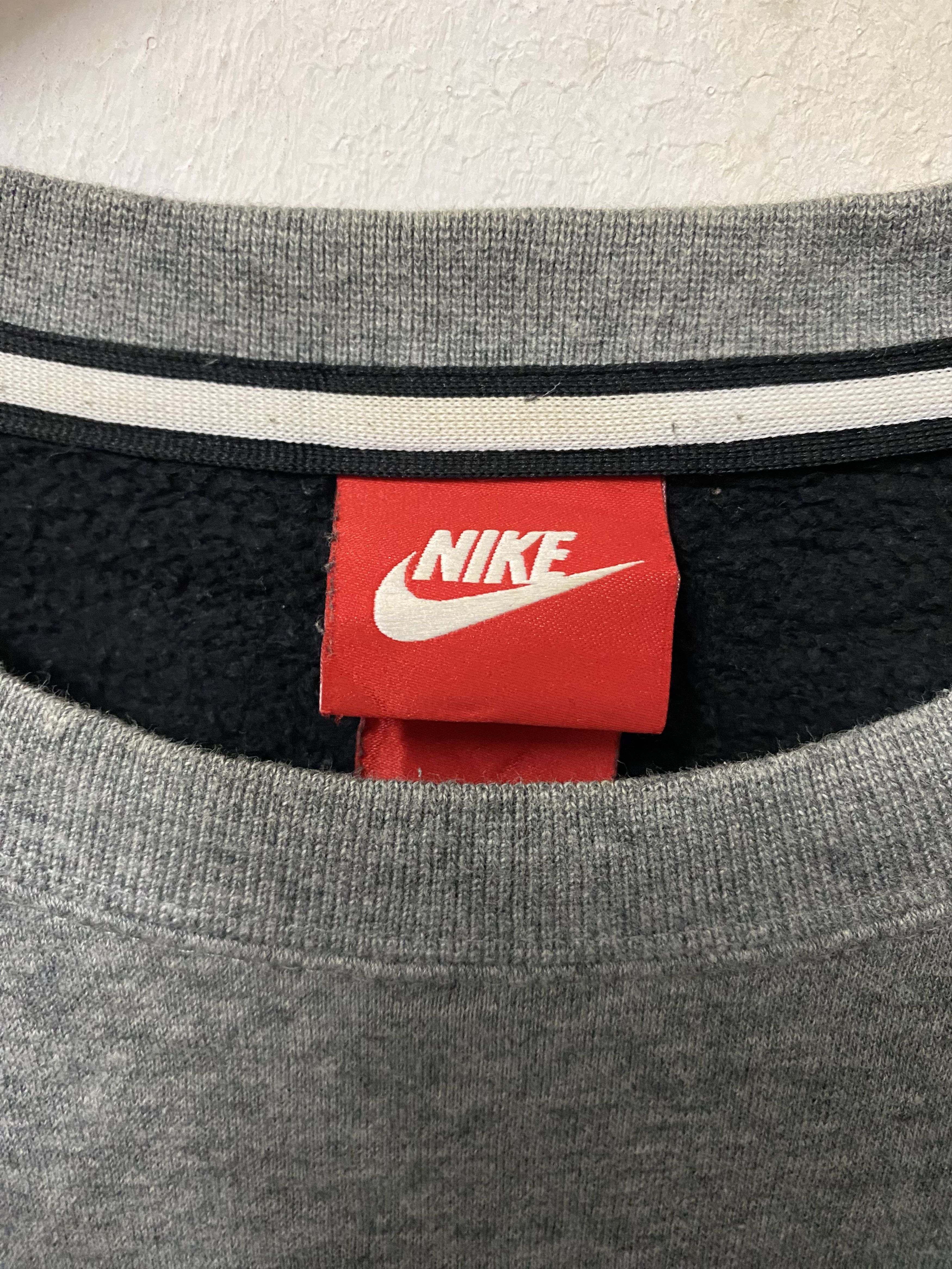 Nike Nike Air Two Tone Colour Long Sleeve Shirts Sweatshirts Size US XXL / EU 58 / 5 - 6 Thumbnail
